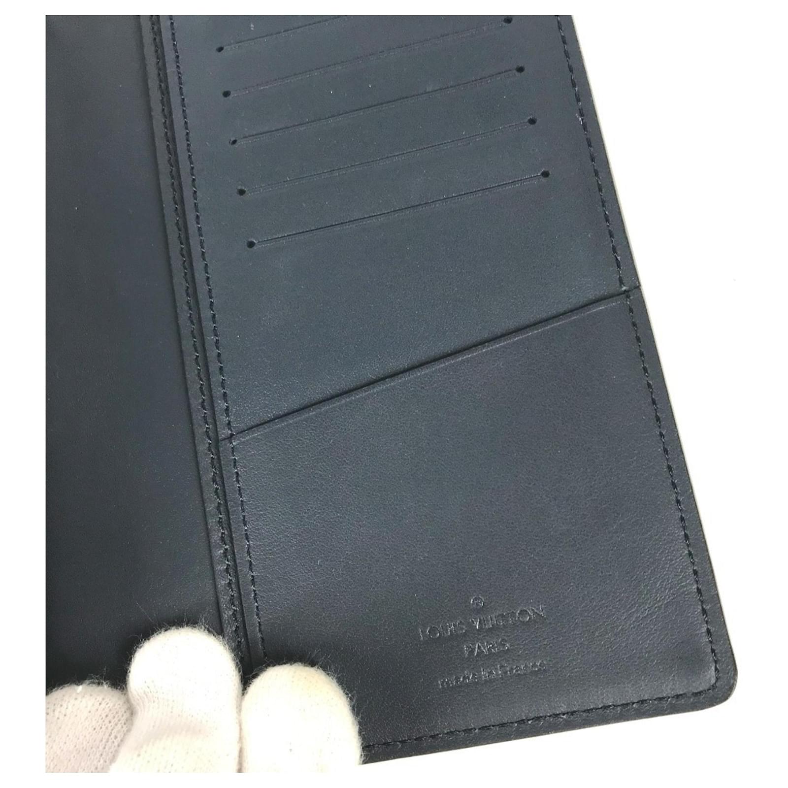 Louis Vuitton Ombre Long Wallet Navy blue Leather  ref.2430941
