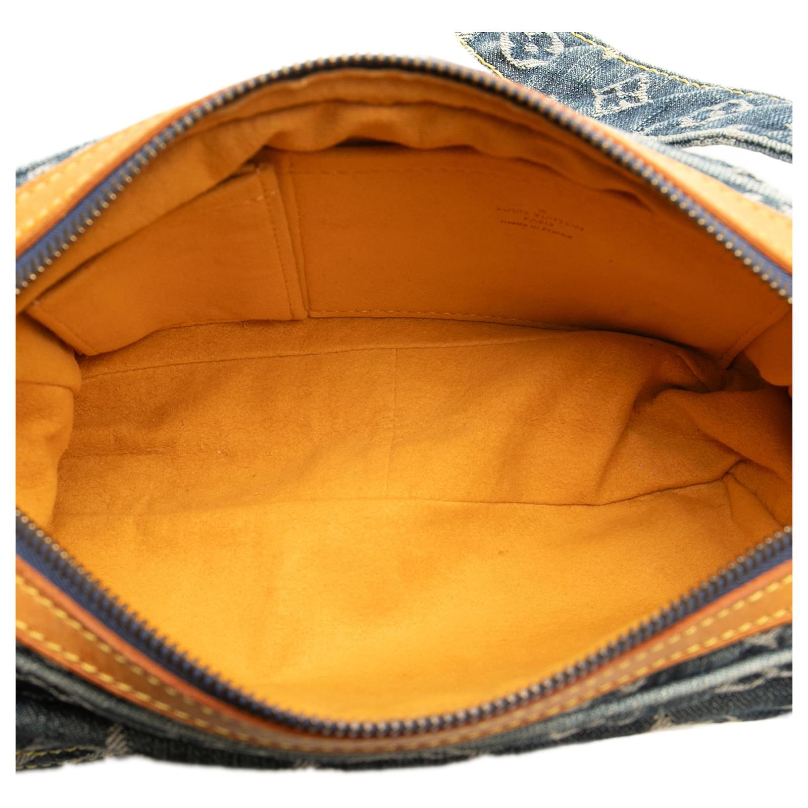 Louis Vuitton Blue Monogram Denim Bum Bag Leather Cloth ref.2431423