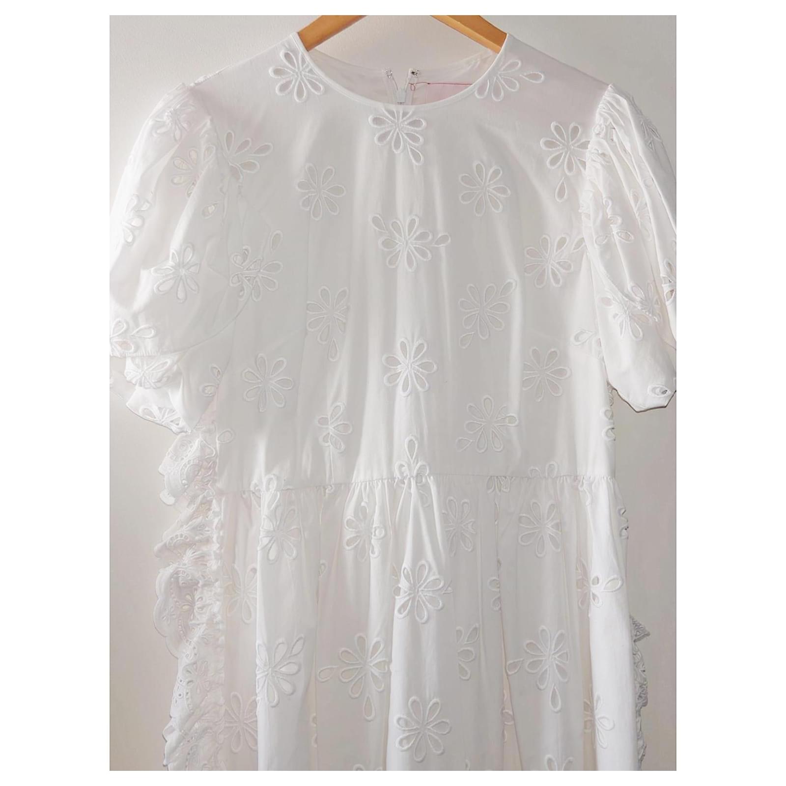 purple dress with embroidered flowers H&M. White embroidered dress T. S – Hibuy market main image 1