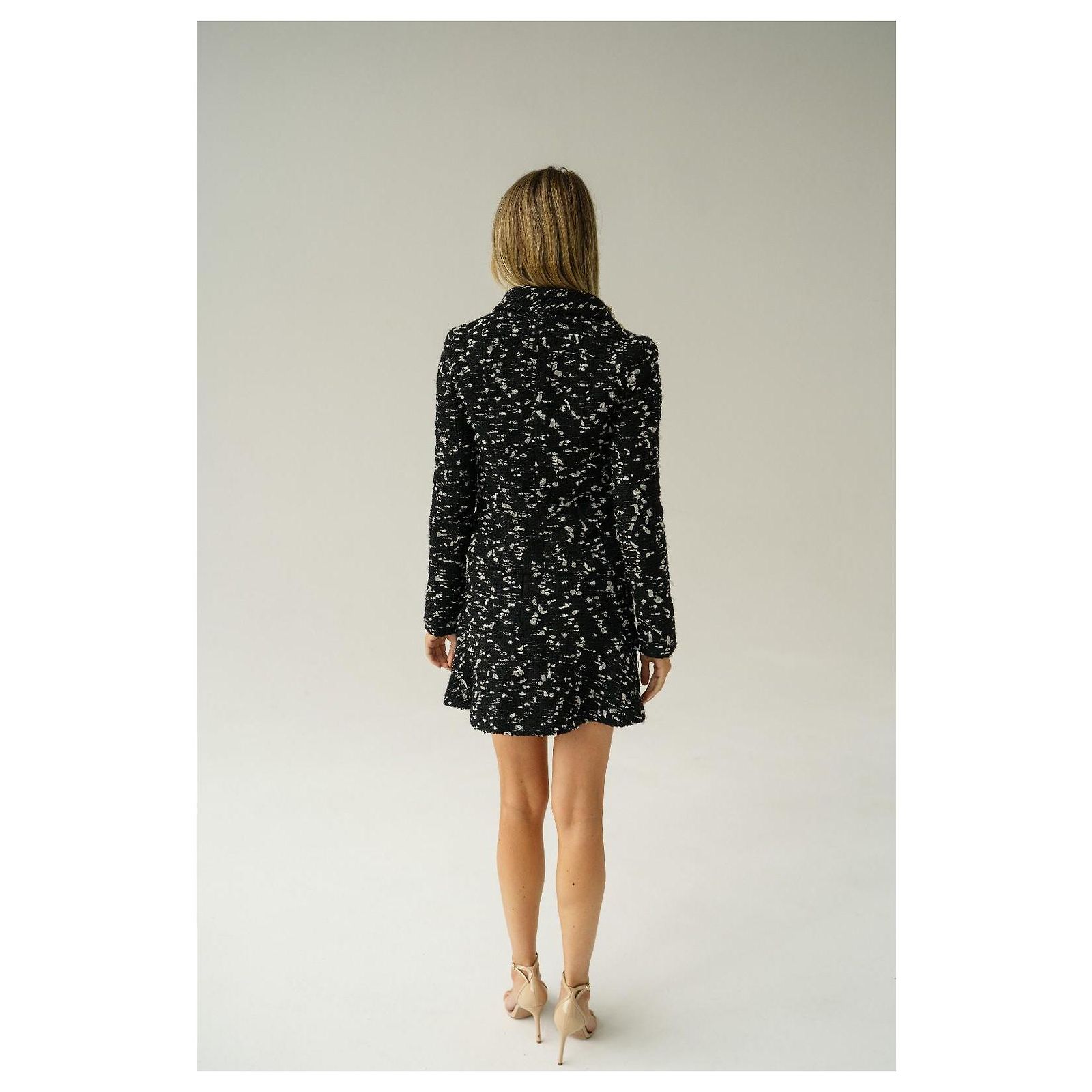 2002 Chanel 02A Tulle Confetti Tweed jacket / skirt suit Runway 