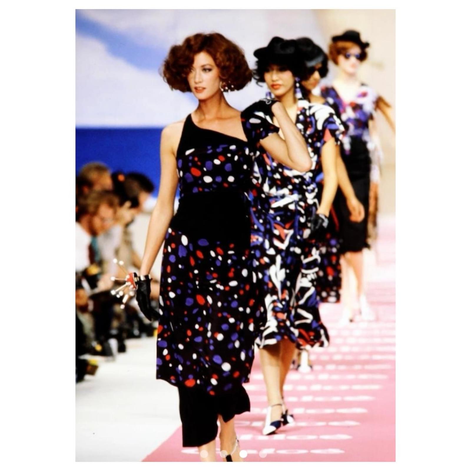 Chlo Evening Dress, Chlo By Karl Lagerfeld SS1984 model. Black Silk  ref.2445248 - Joli Closet