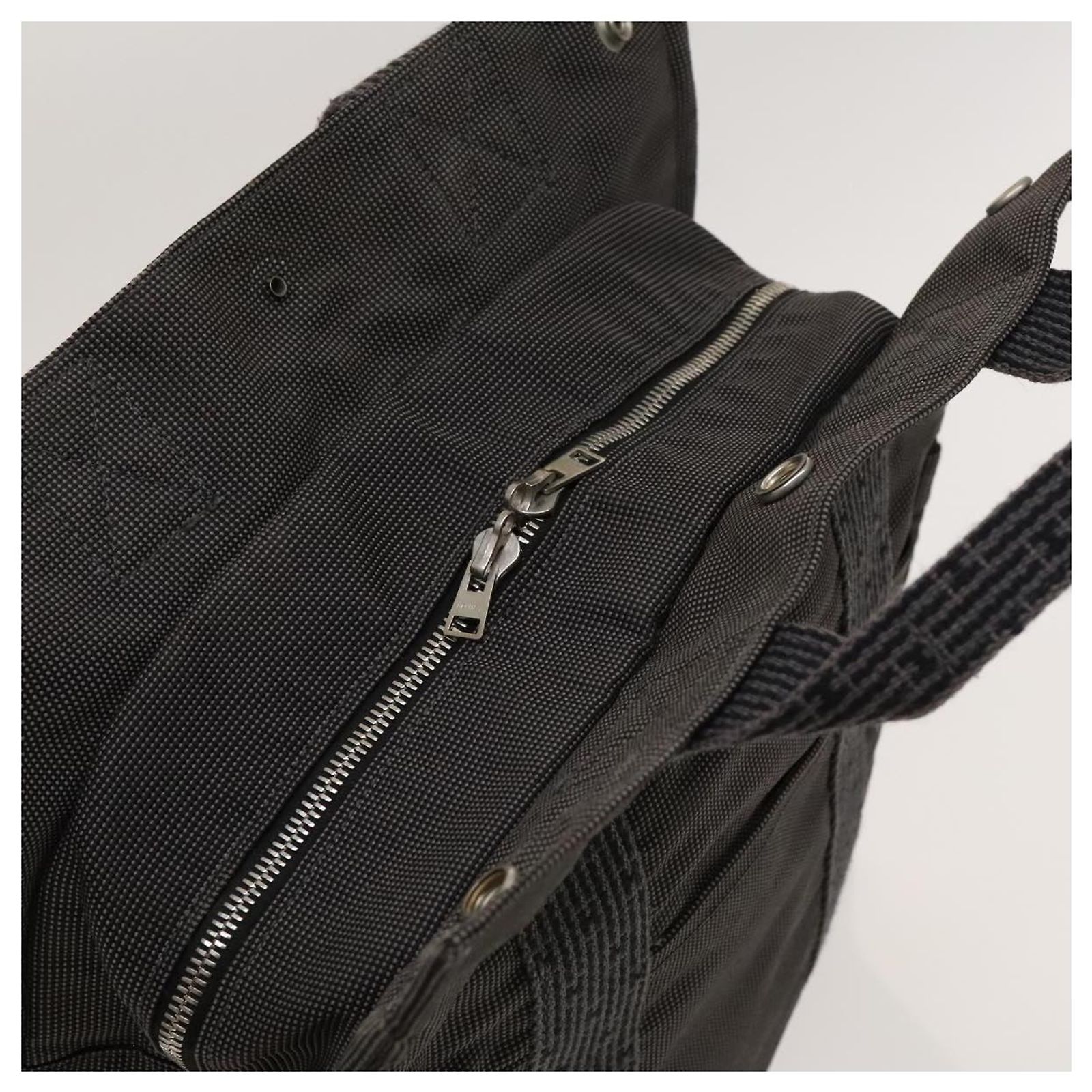 HERMES Her Line Add PM Backpack Canvas Gray Silver Auth bs26934 Hermès HERMES Her Line Add PM Backpack Canvas Gray Silver  main image 4