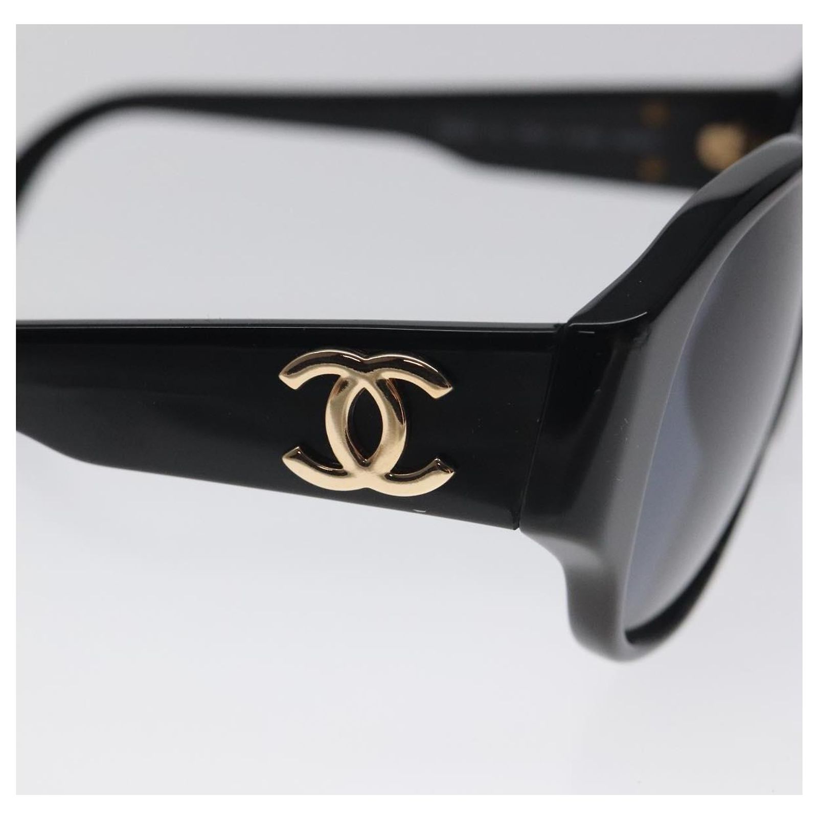 CHANEL Sunglasses plastic Black CC Auth SW917 CHANEL Sunglasses plastic Black CC Auth SW917 ref.2452926  main image 3