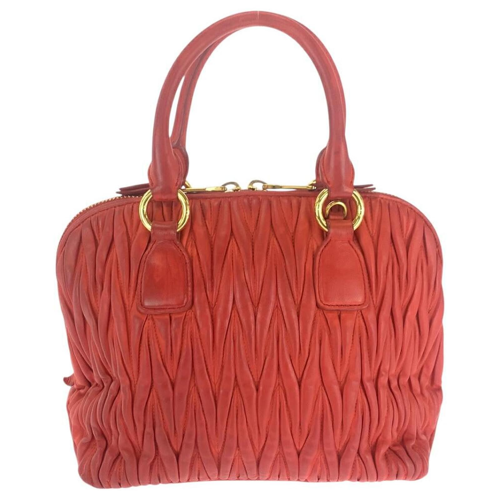 Miu Miu MiuMiu Matelassé Leather 2way Bag Orange ref.2469112 Miu Miu MiuMiu Matelassé Leather 2way Bag Orange ref.2469112