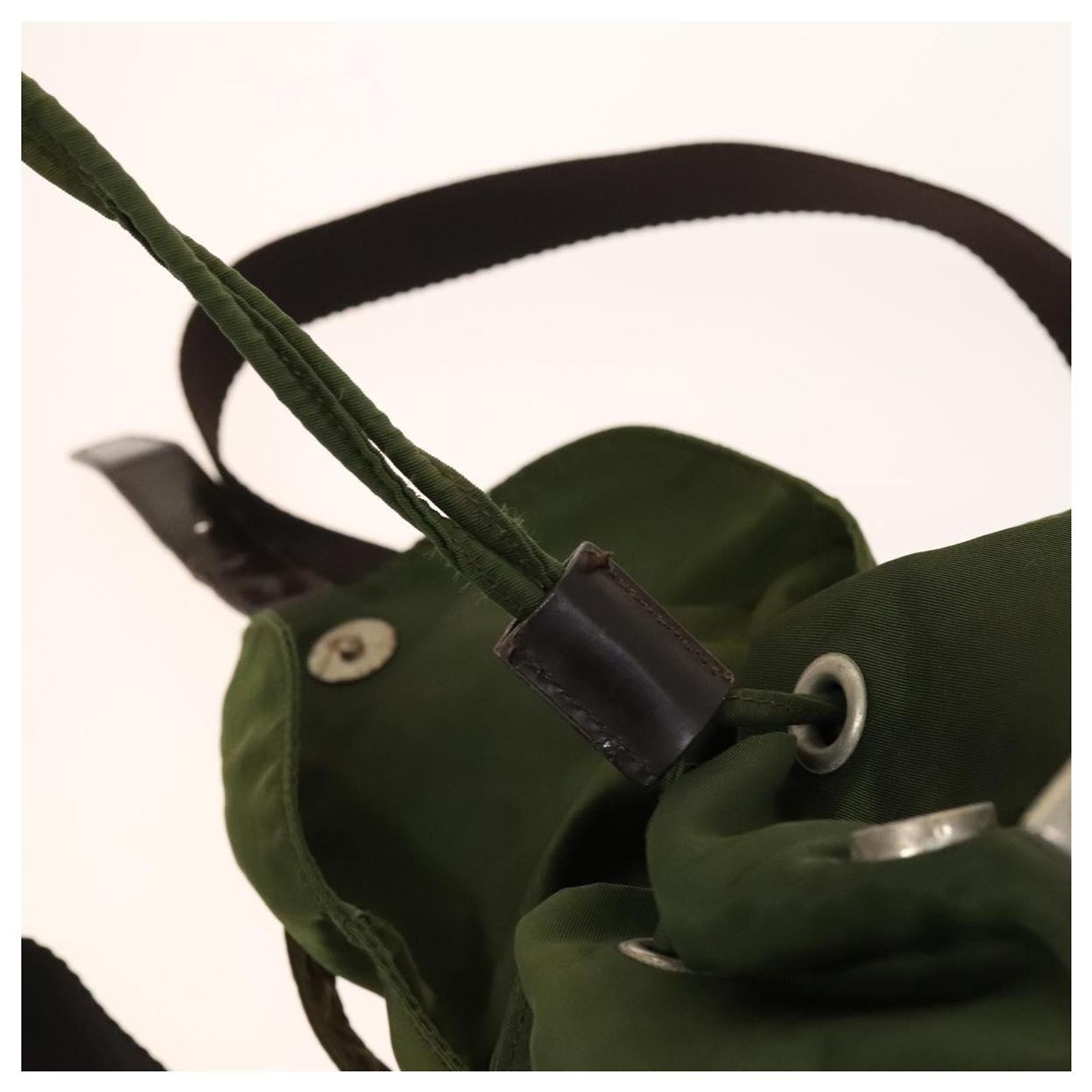 PRADA Backpack Nylon Khaki Auth th6262 ref.2471593 - Joli Closet display picture 3