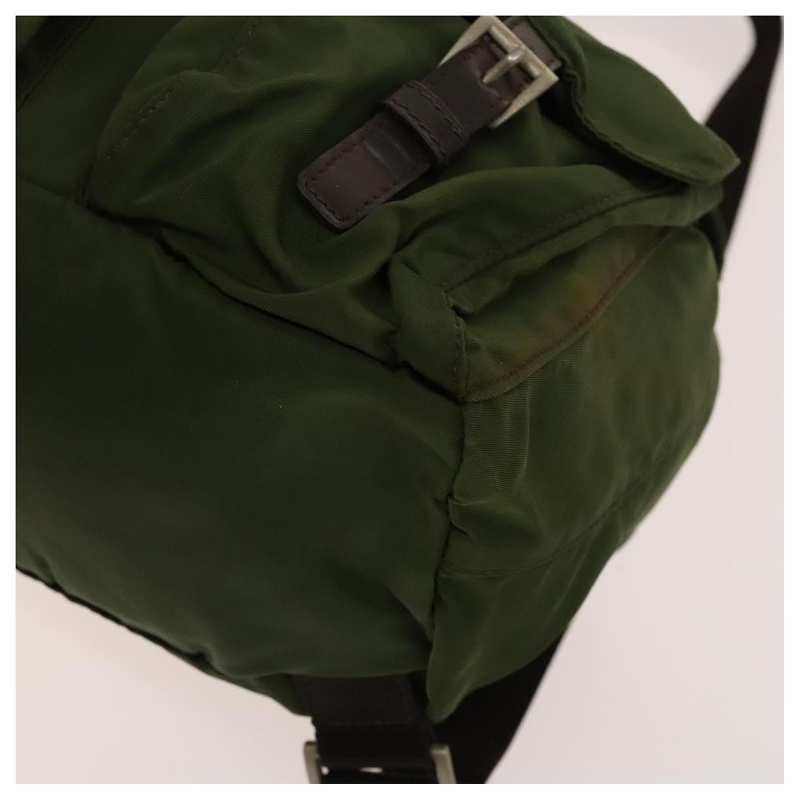 PRADA Backpack Nylon Khaki Auth th6262 PRADA Backpack Nylon Khaki Auth th6262 ref.2471593 - Joli Closet main image 4
