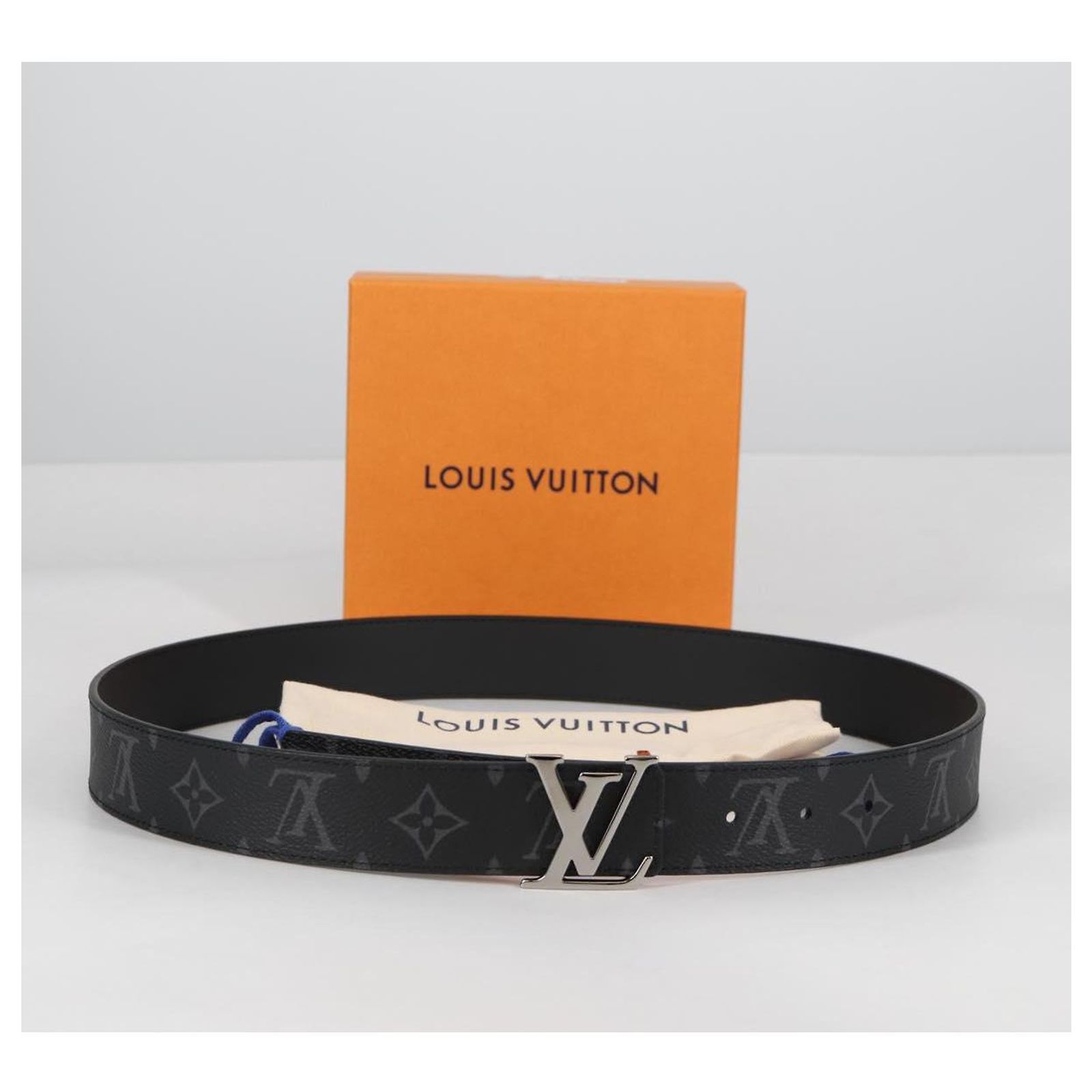 LOUIS VUITTON Eclipse 35 MM Ceinture LV Printed Initials  display picture 2