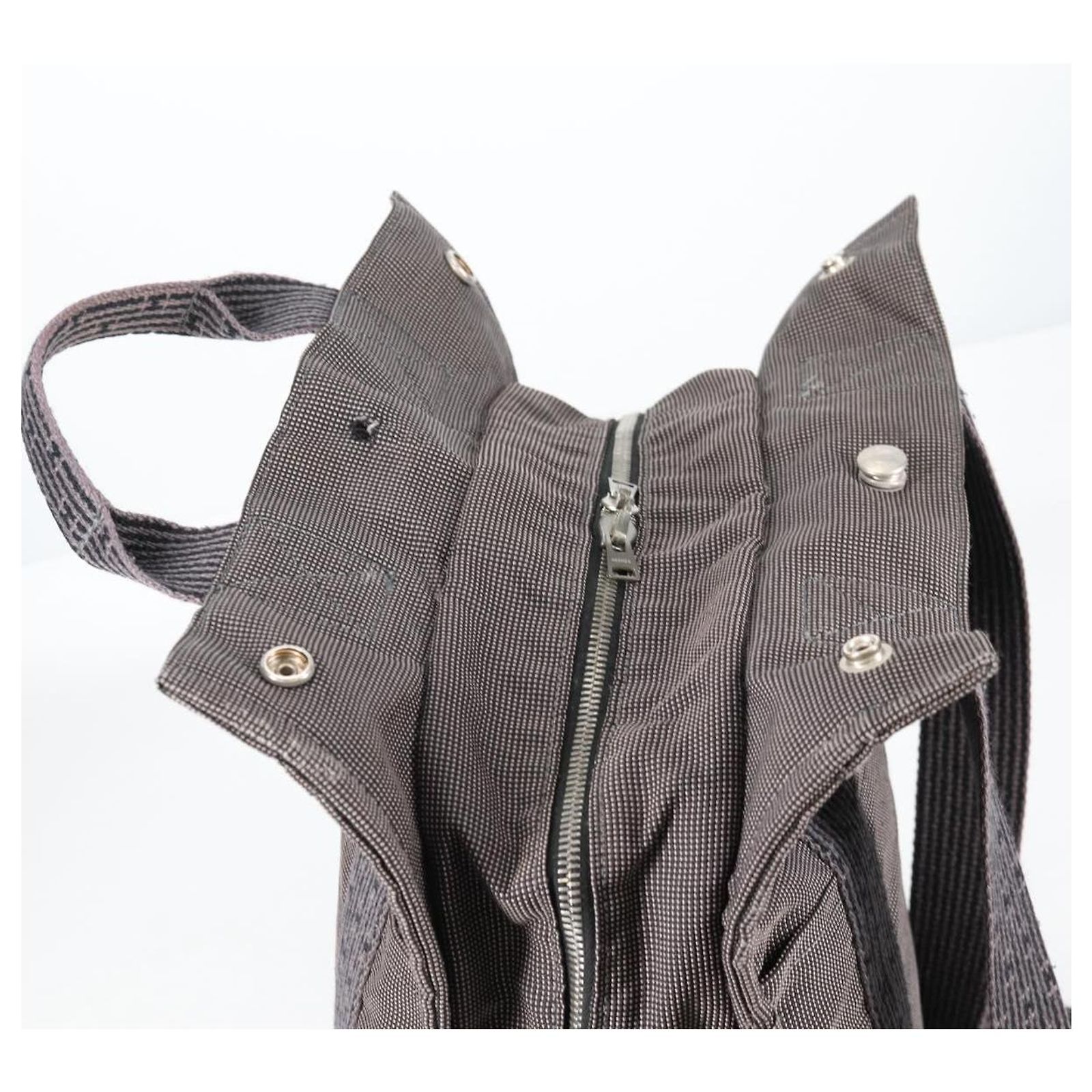 Hermès HERMES Her Line A Dos MM Backpack Canvas Gray Silver  display picture 2