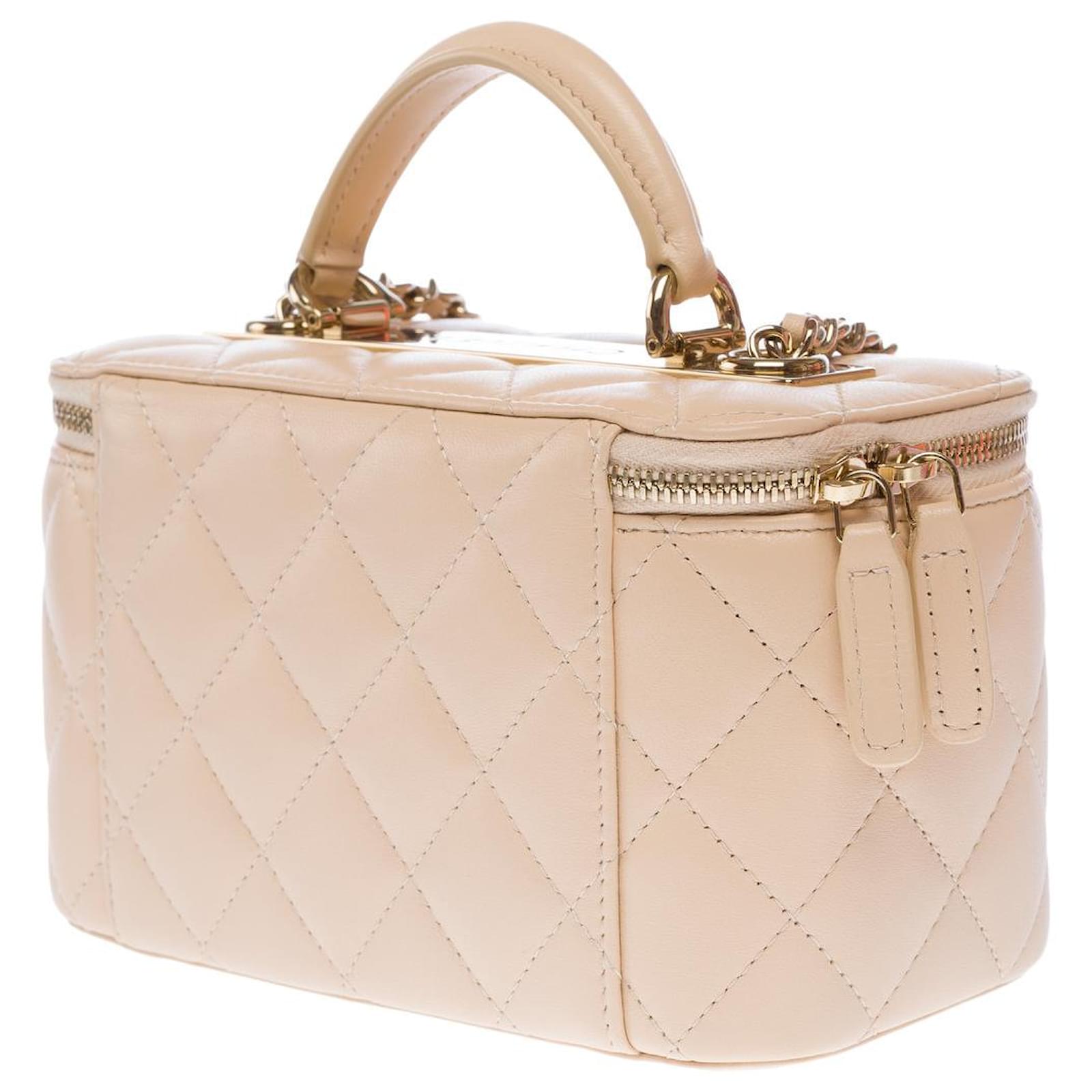 CHANEL Beige Leather Vanity Bag - 102898 ref.JC2495694 (Sold