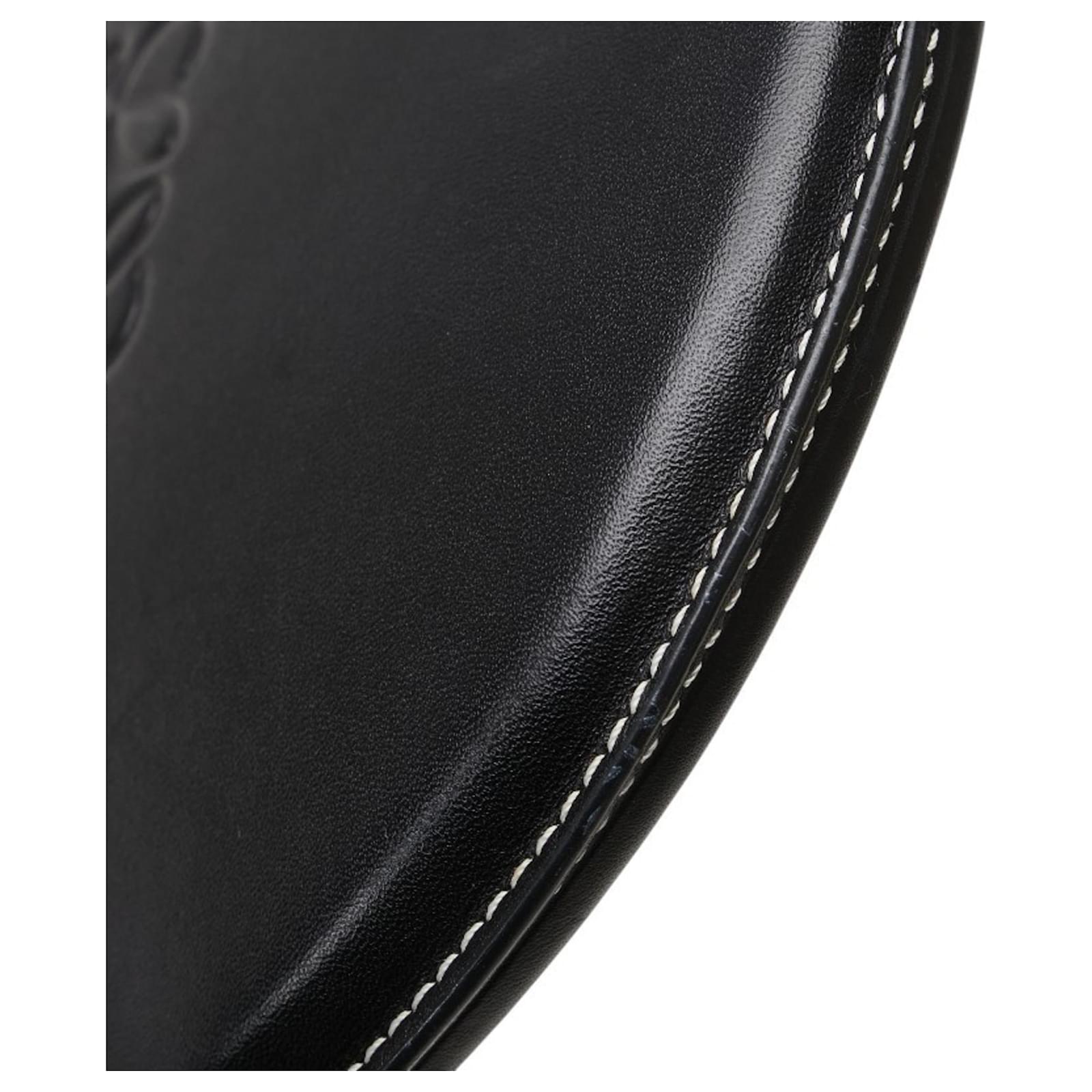 Loewe Anagram Cookie Pouch in Black Leather ref.2515279 - Joli Closet