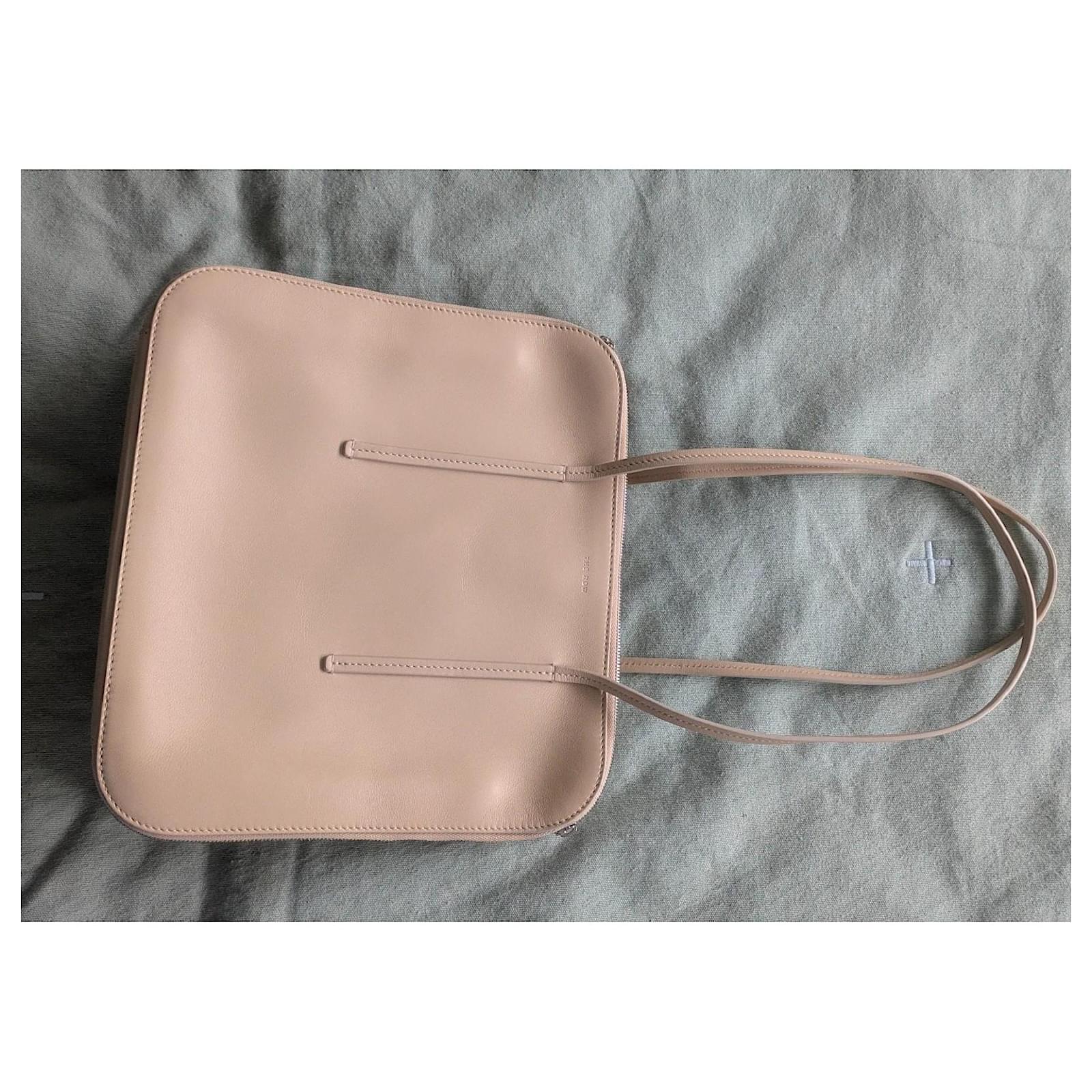 The Row Siamese leather shoulder bag beige ref.2518682 - Joli Closet