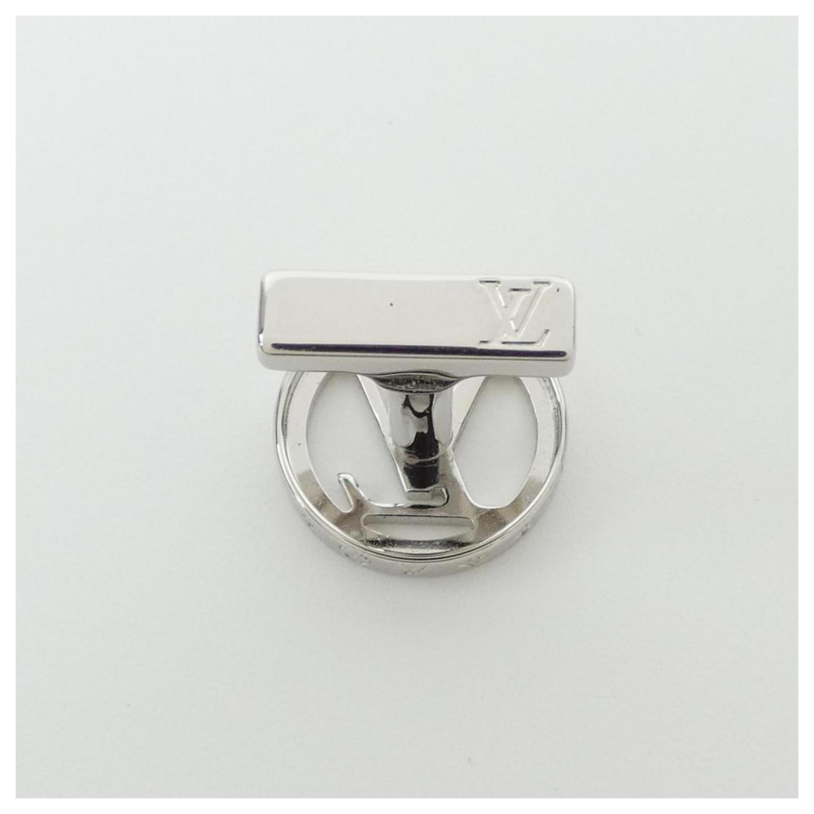 Louis Vuitton Cufflinks LV Catch M80188 Silvery ref.JC2522739