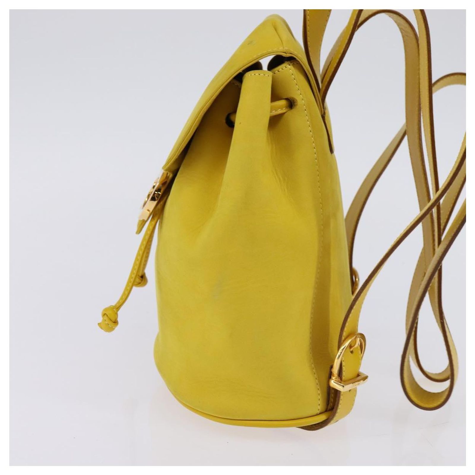 Salvatore Ferragamo Gancini Backpack Suede Green Gold Auth BAZ453 Salvatore Ferragamo Gancini Backpack Suede Yellow Gold Auth  main image 2