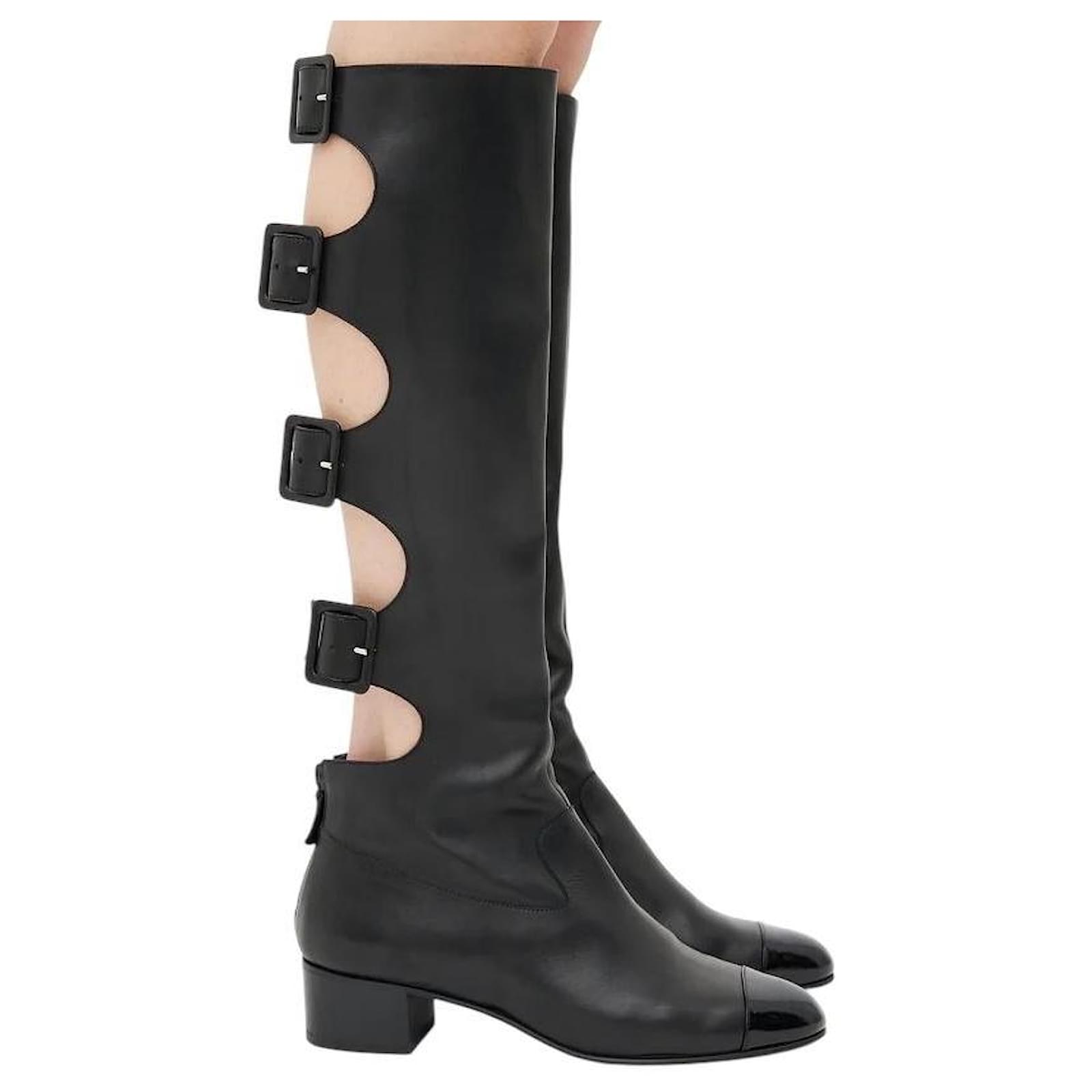 Chanel 07A Runway Black Leather Gladiator Buckle Knee High Riding