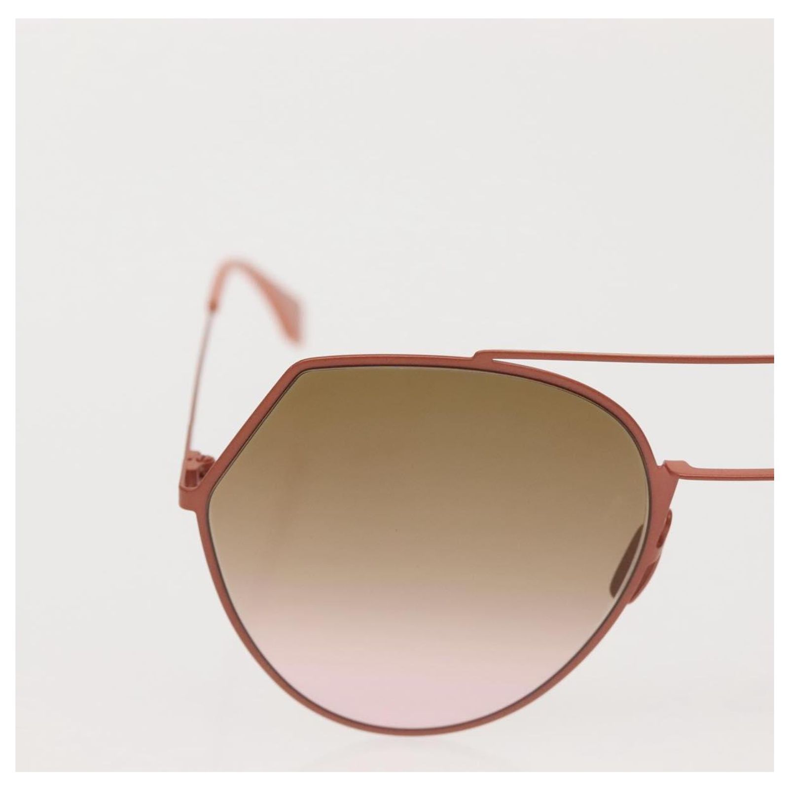 FENDI Sunglasses Plastic Pink Auth BA5954 ref.2532954 - Joli 
