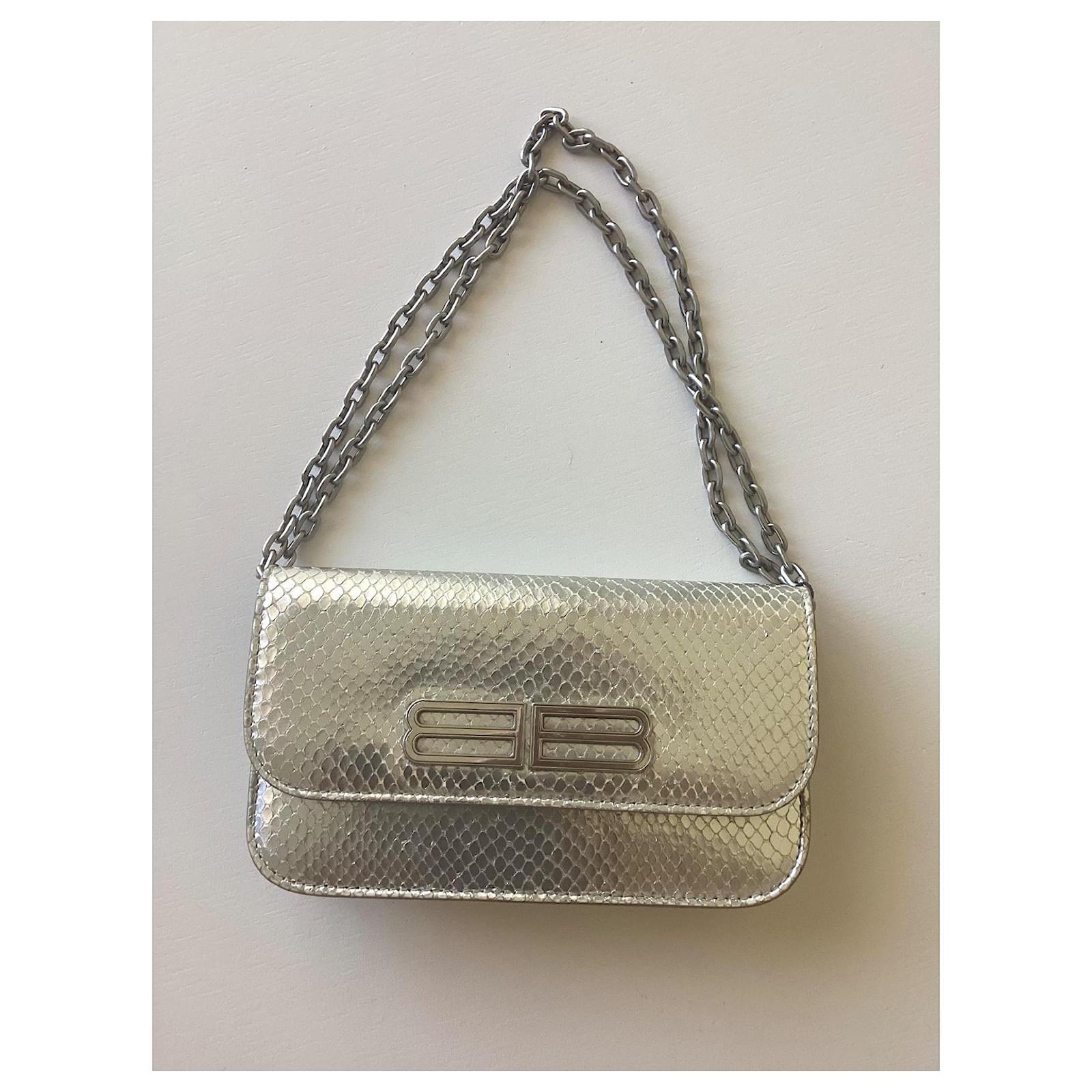 Balenciaga Handbags Silvery Leather ref.2533264 - Joli Closet