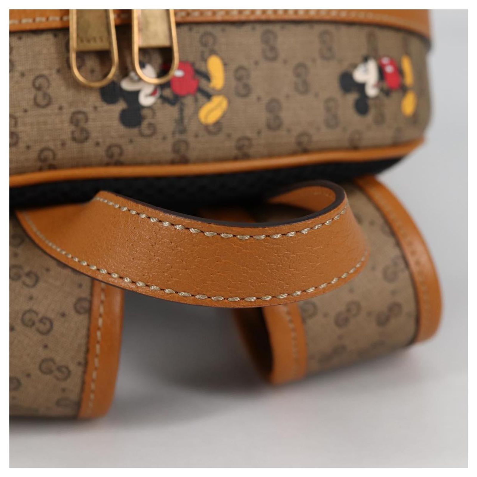 GUCCI GUCCIxDisney GG Supreme Backpack PVC Beige Gold 552884  display picture 3