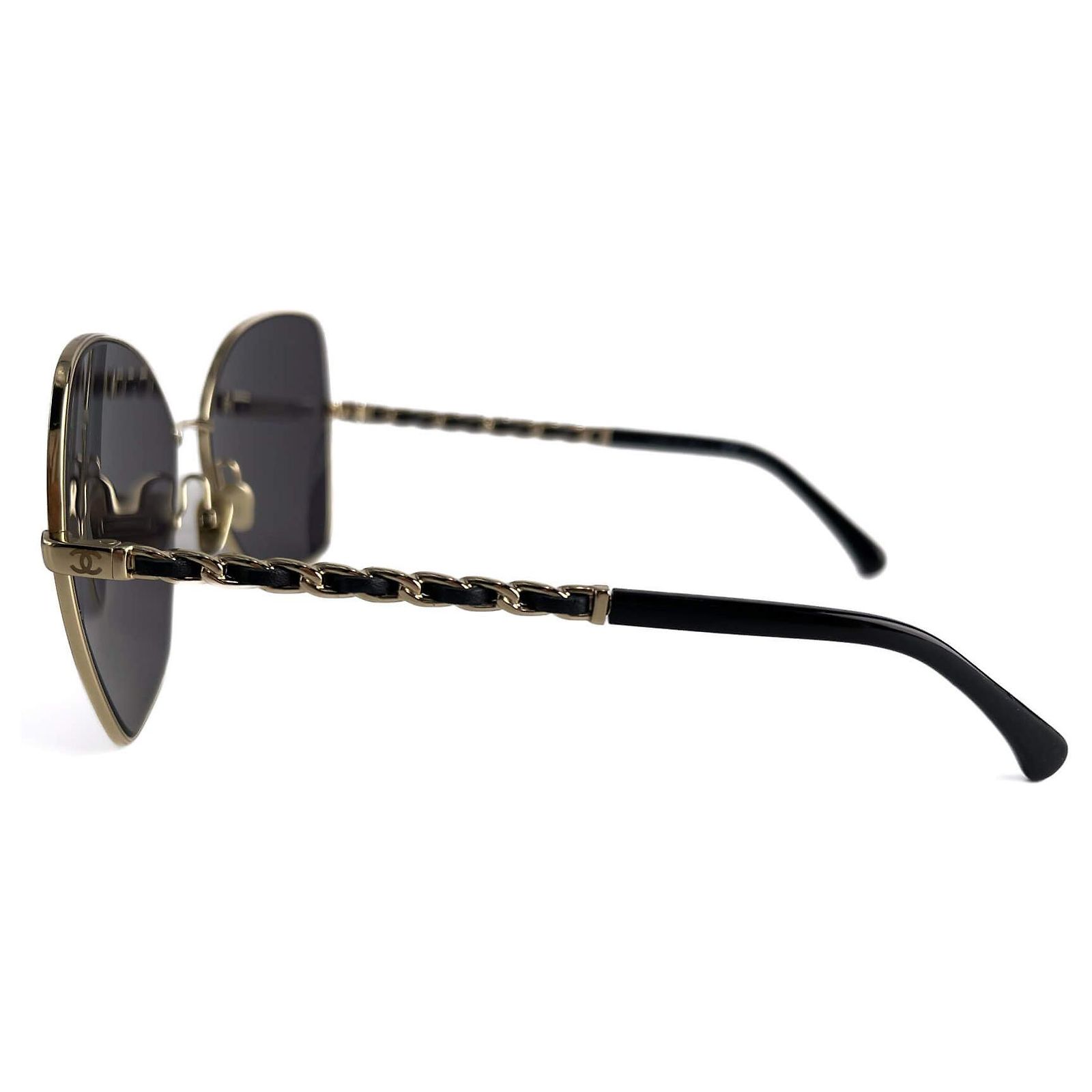 Timeless Chanel Pilot Acetate and Calfskin Quilted Square 