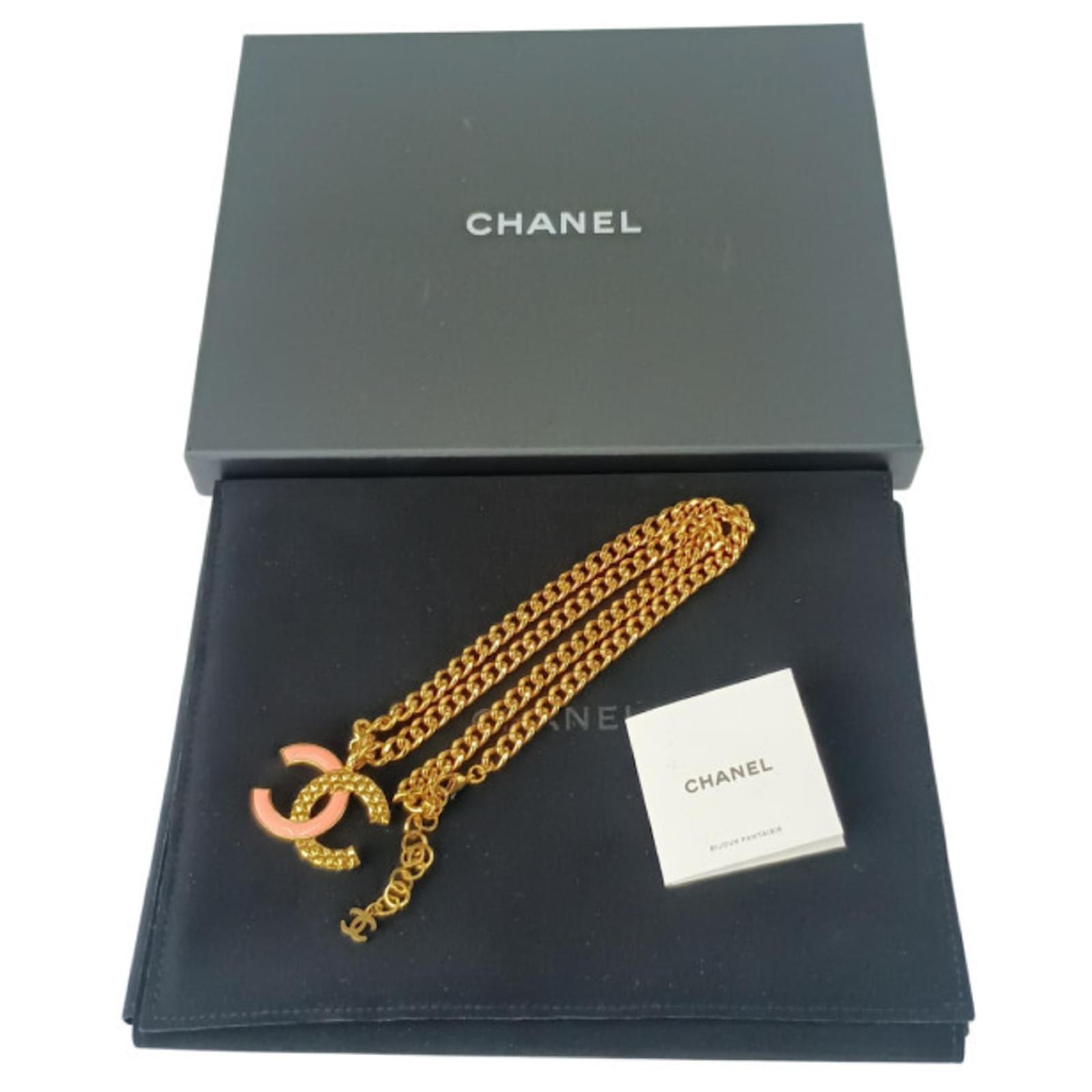 CHANEL Coco Mark Necklace in Gold and Pink Golden Metal ref