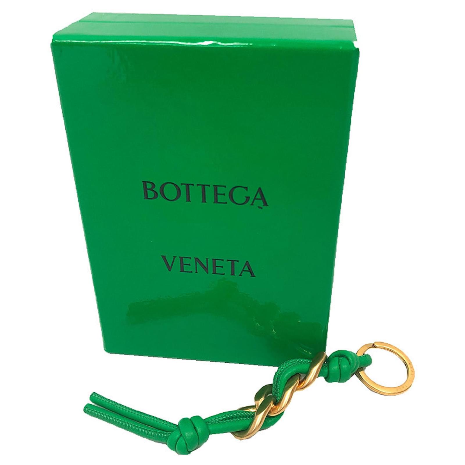 Bottega Veneta Knot Keychain Key Ring in Green and Gold Leather