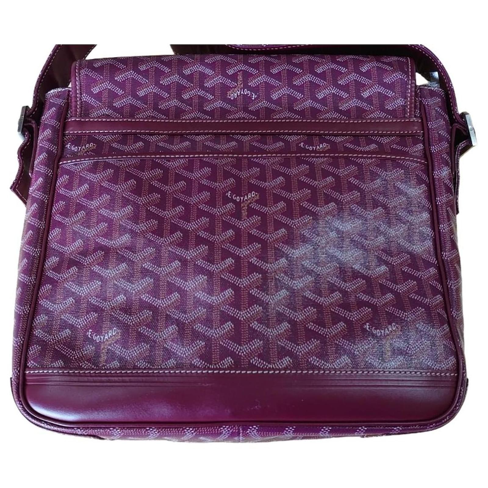 Goyard Grand Bleu MM Bordeaux Wine Red Messenger Shoulder Bag