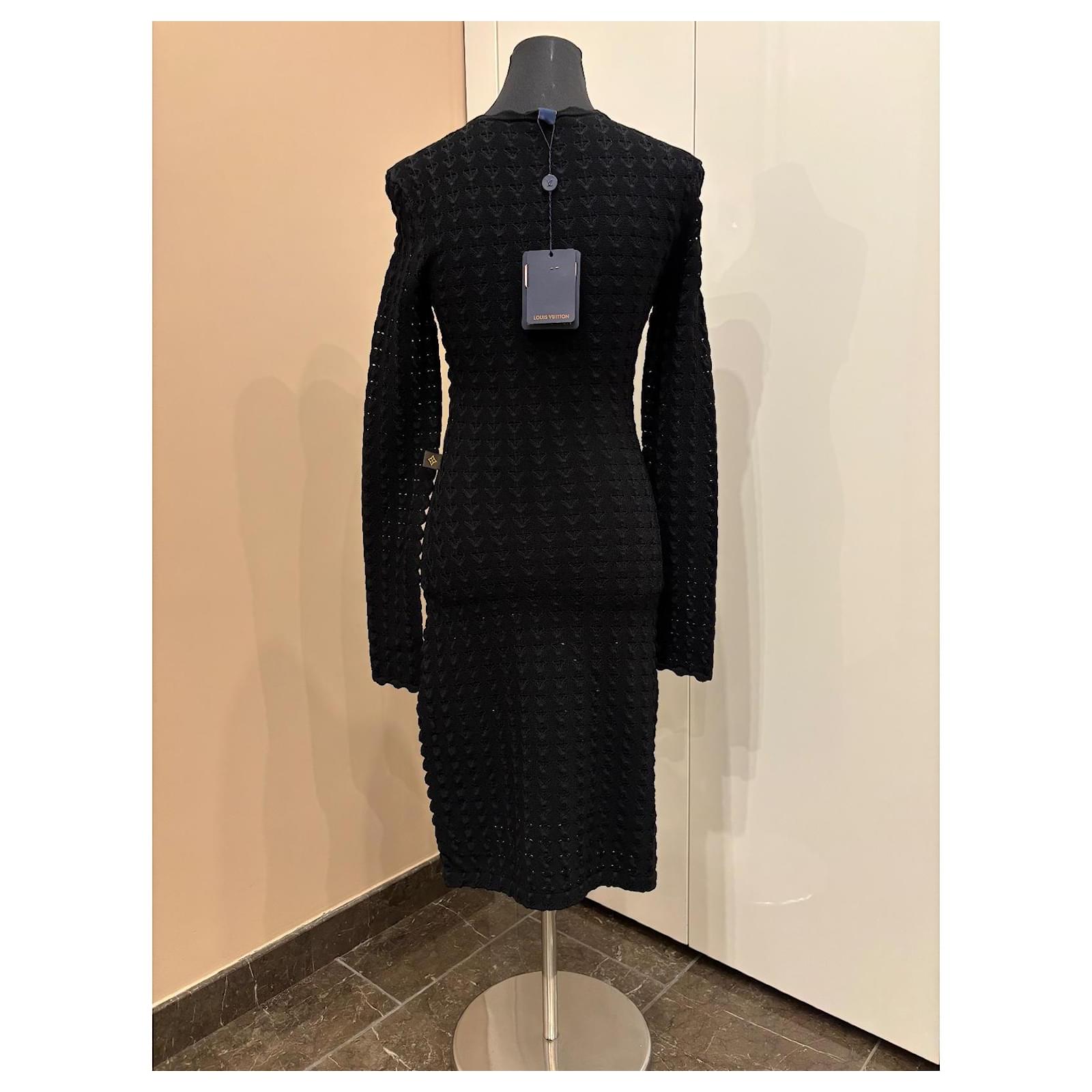 Louis Vuitton Black Dress S Viscose ref.2593075 - Joli Closet