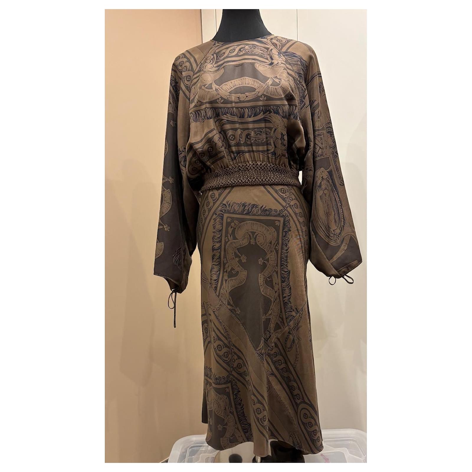 Hermès Hermes Silk Dress FR 38 Brown ref.2593084 - Joli Closet