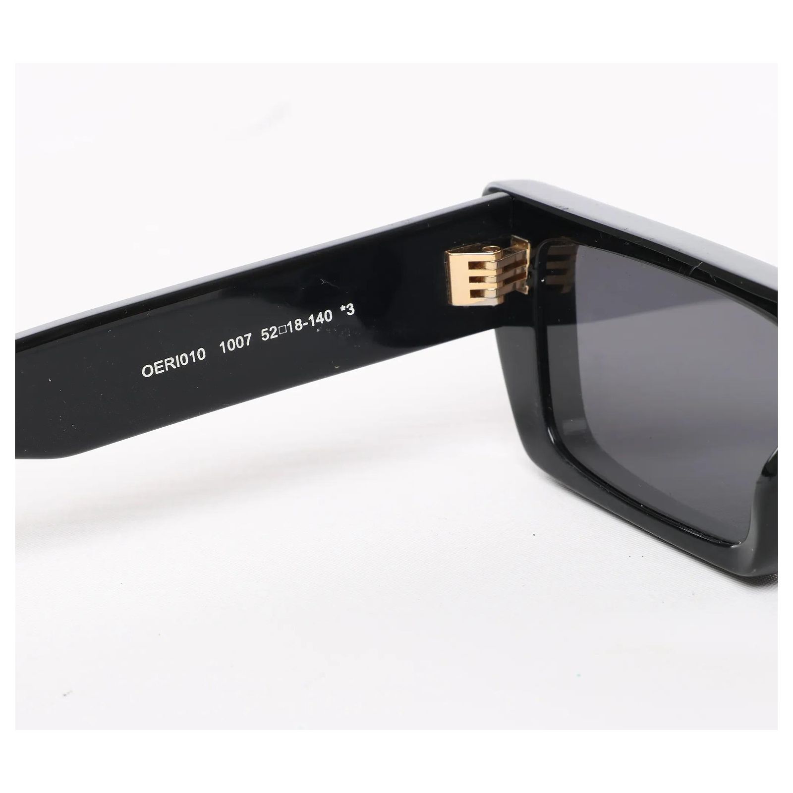 Off White Manchester Sunglasses in Black OERI010 Plastic ref 