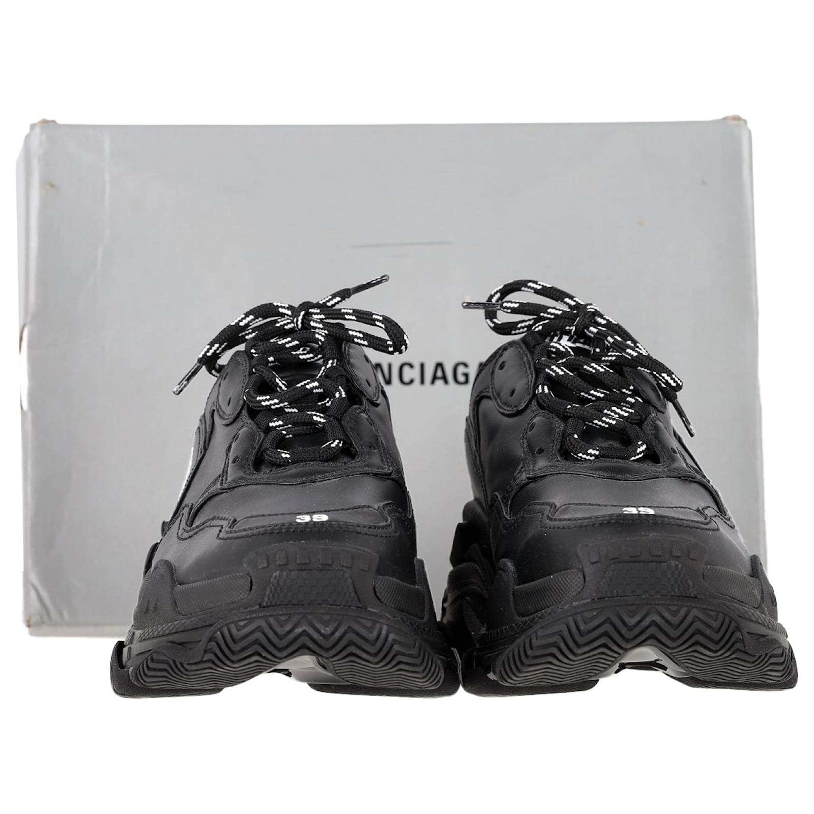 靴 BALENCIAGA Triple S Balenciaga Triple S Women's Sneakers Size 39 EU / 9 US Dark Blue