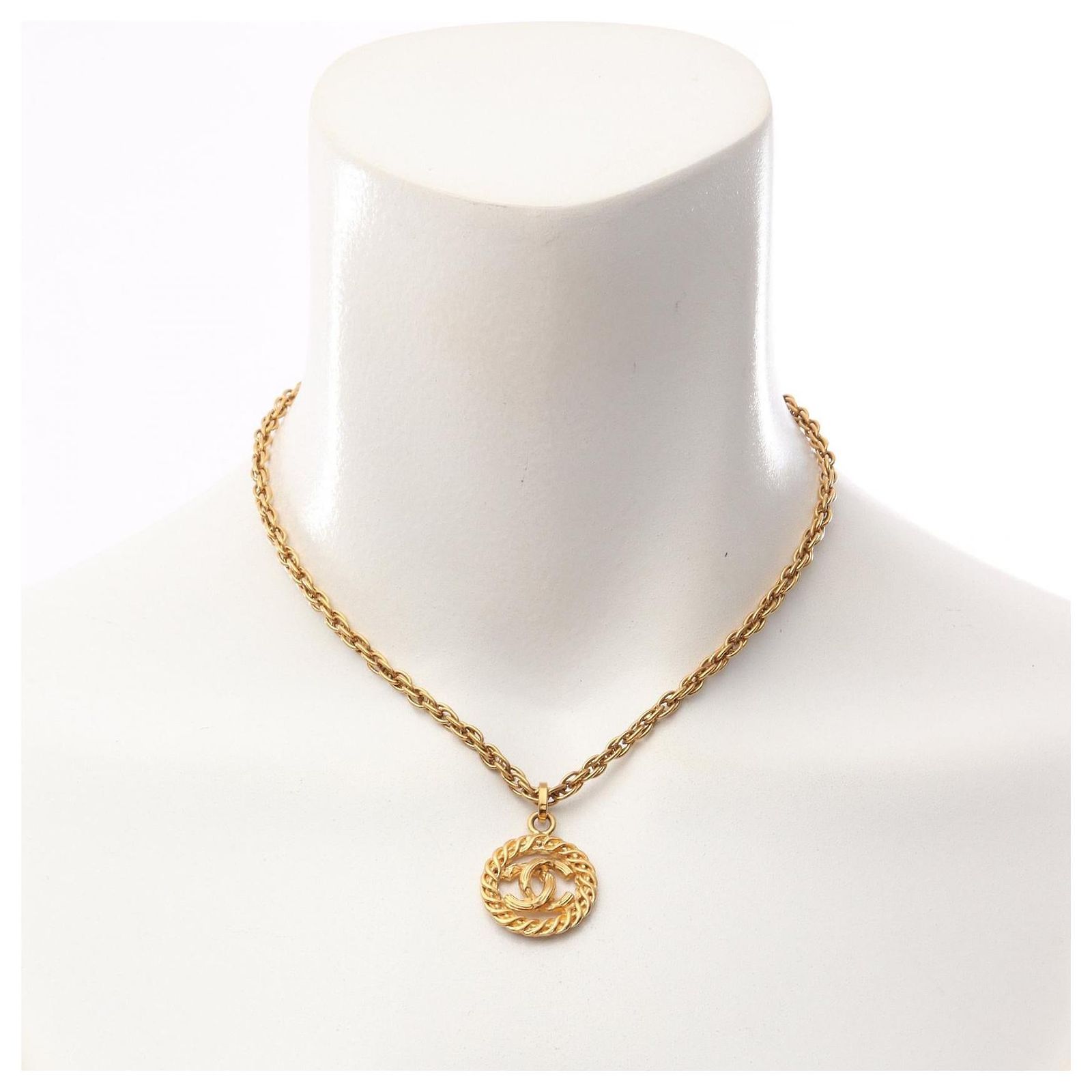 Chanel Coco Mark Necklace Gold Jewelry Golden Metallic Metal ref 