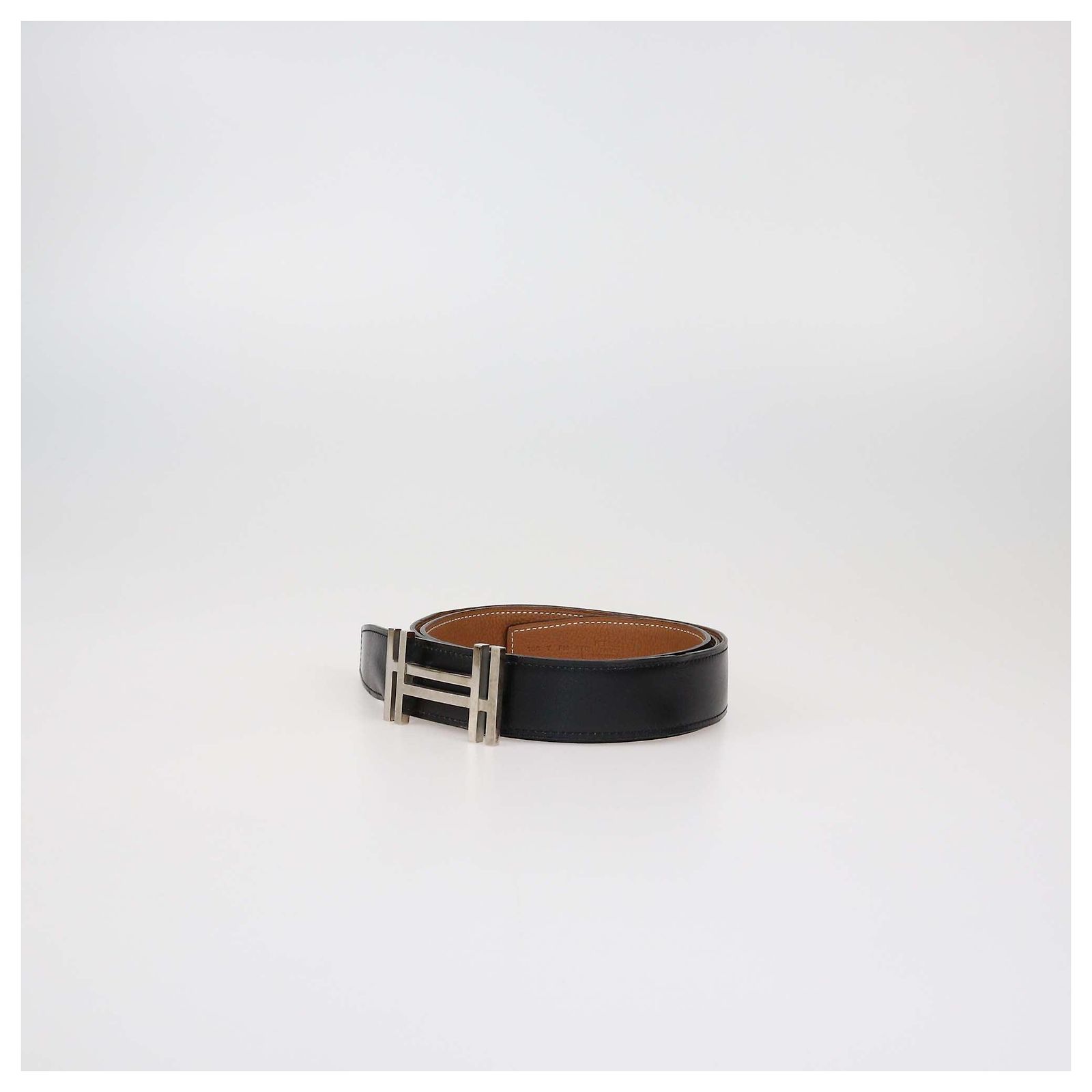 Hermes O Carre Gold Logo Buckle Reversible Leather Belt Black Brown HERMES H Reversible Belt | 90 – More Than You Can Imagine main image 2