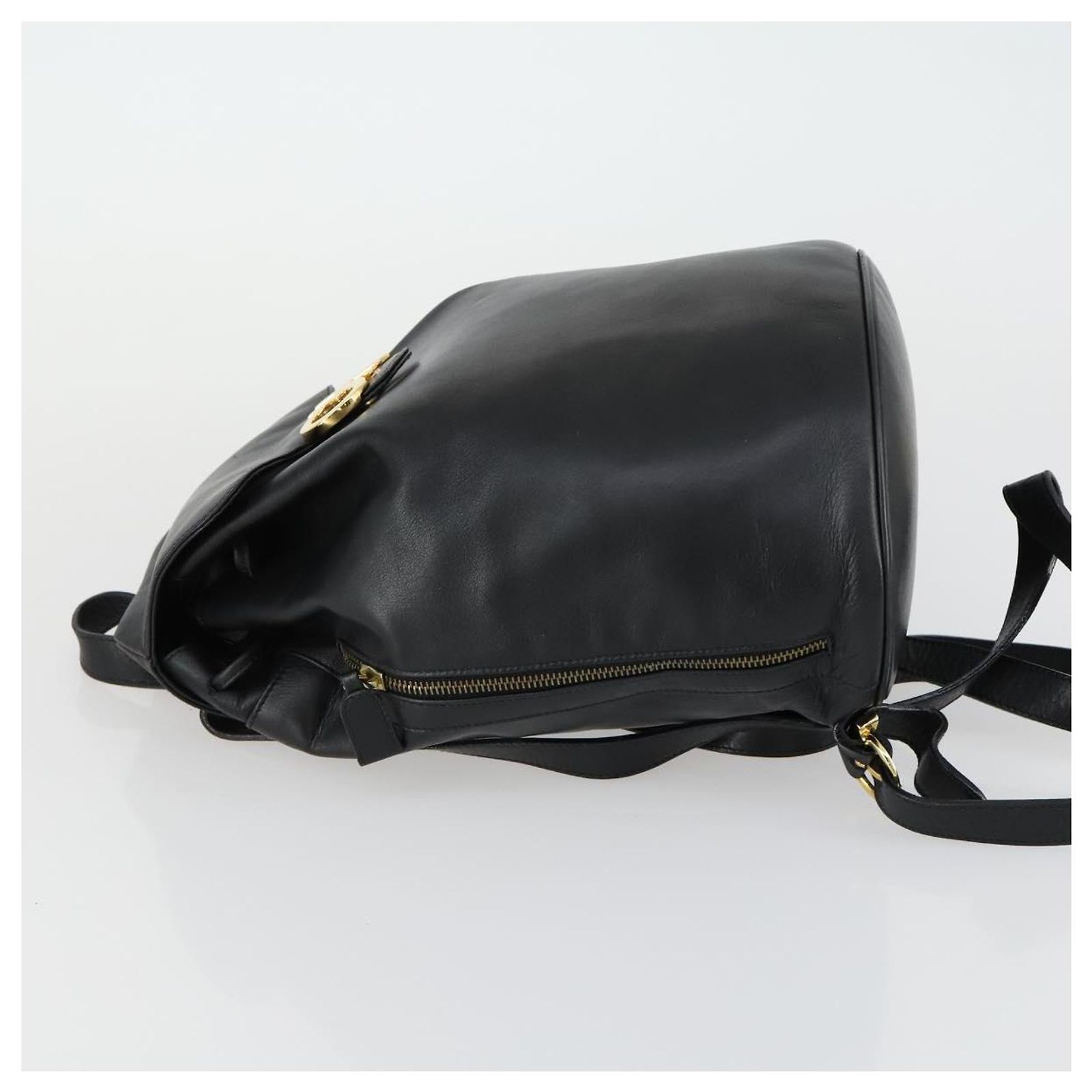 Salvatore Ferragamo Gancini Backpack Leather Black Gold Auth  display picture 3