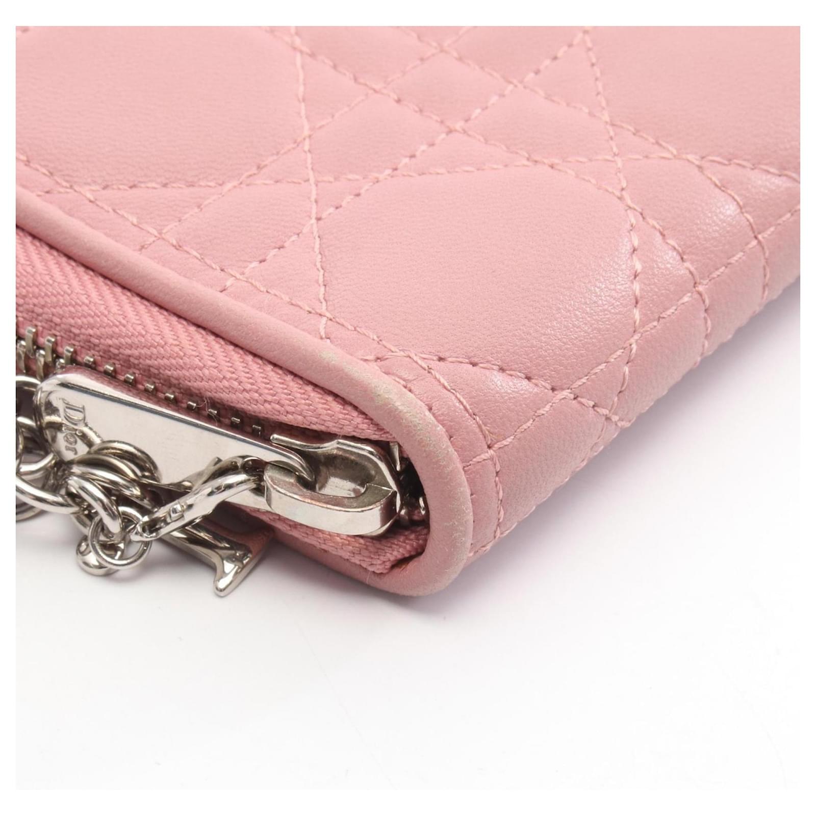 small dior woman wallet