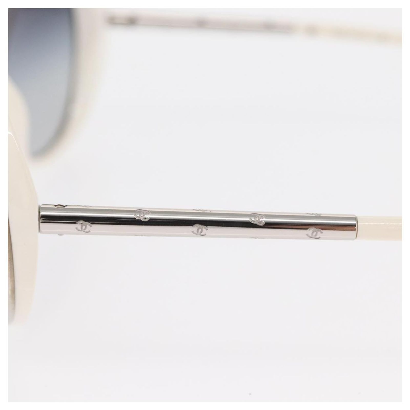 CHANEL Sunglasses plastic White CC Auth BA9081 CHANEL Sunglasses plastic White CC Auth BA9081 ref.2729777  main image 2