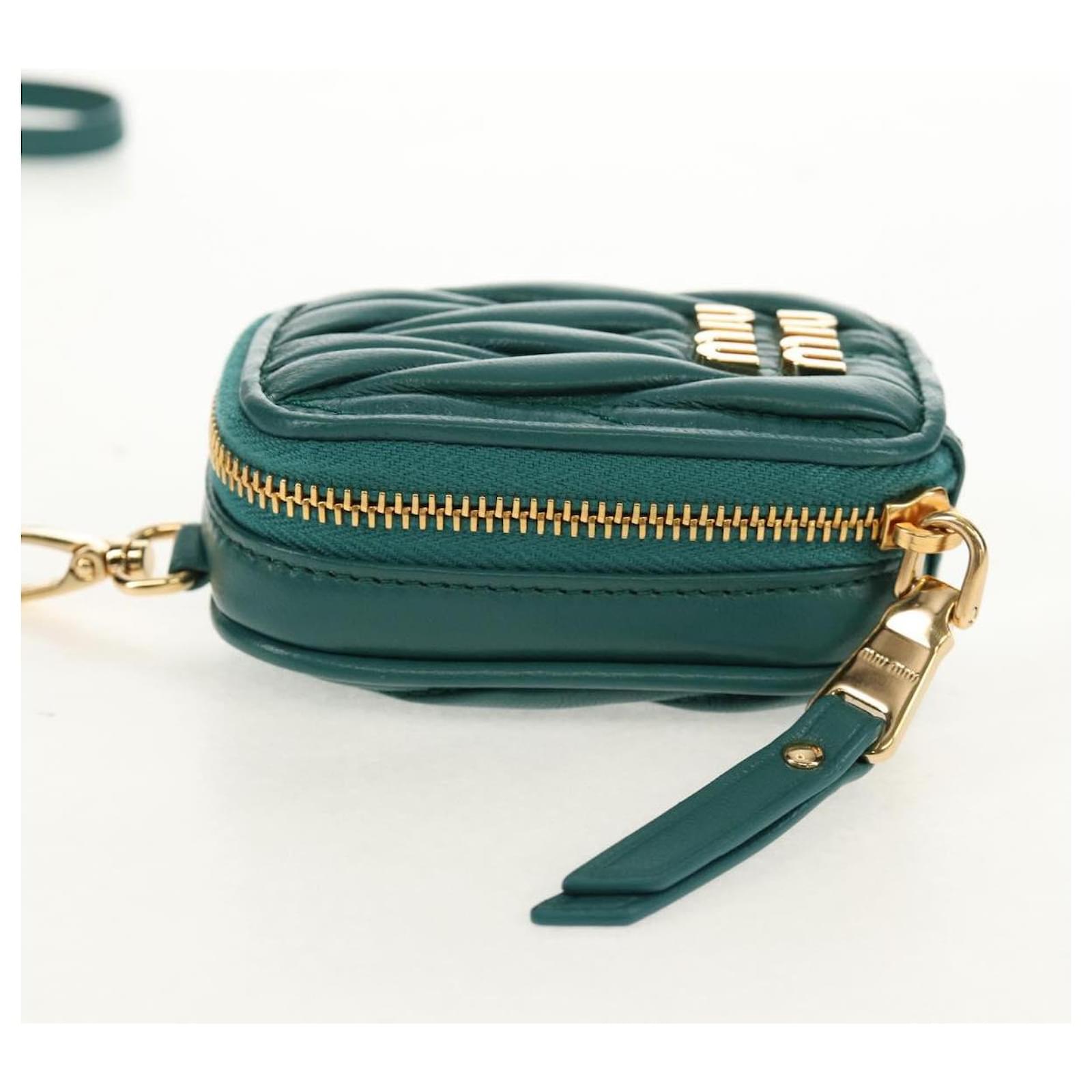Miu Miu Matelasse Pouch Leather Green Gold Auth 158101SM Golden