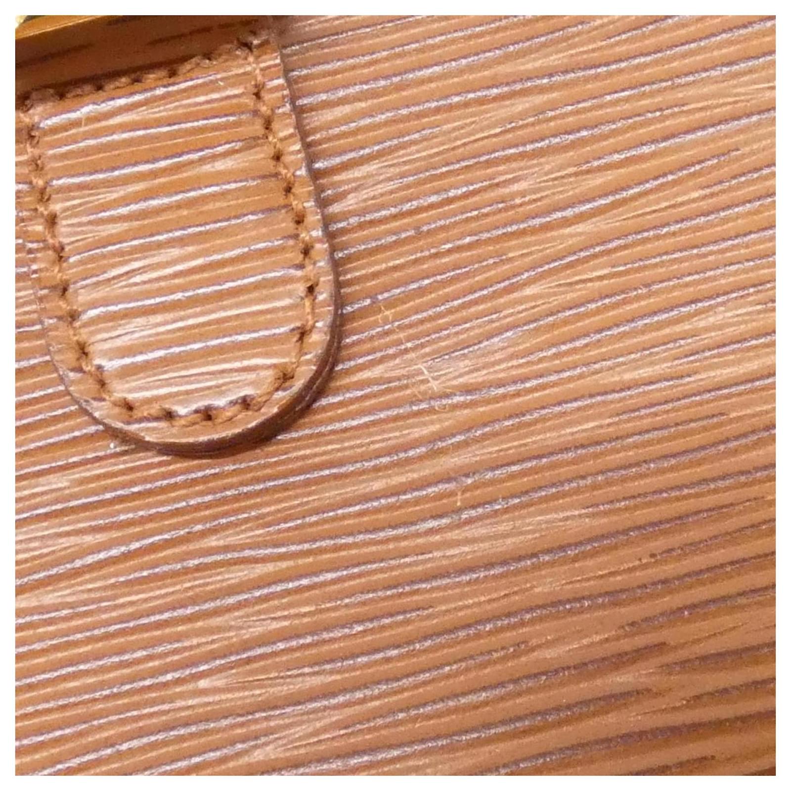 Fendi 261161 Handbag Brown Leather ref.2754453 - Joli Closet 