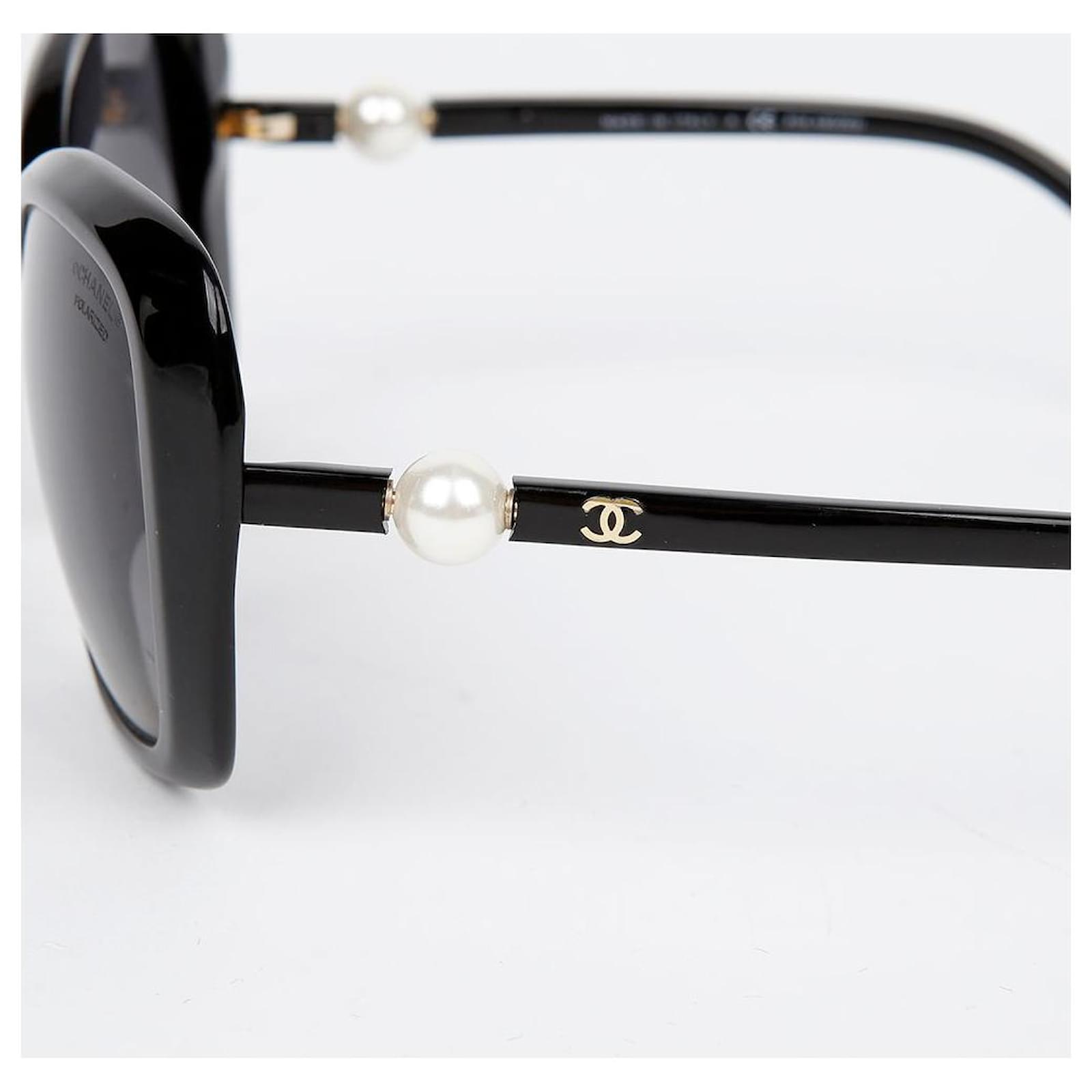 Chanel Pearl Logo Sunglasses Black Synthetic ref.JC2762906 (Sold