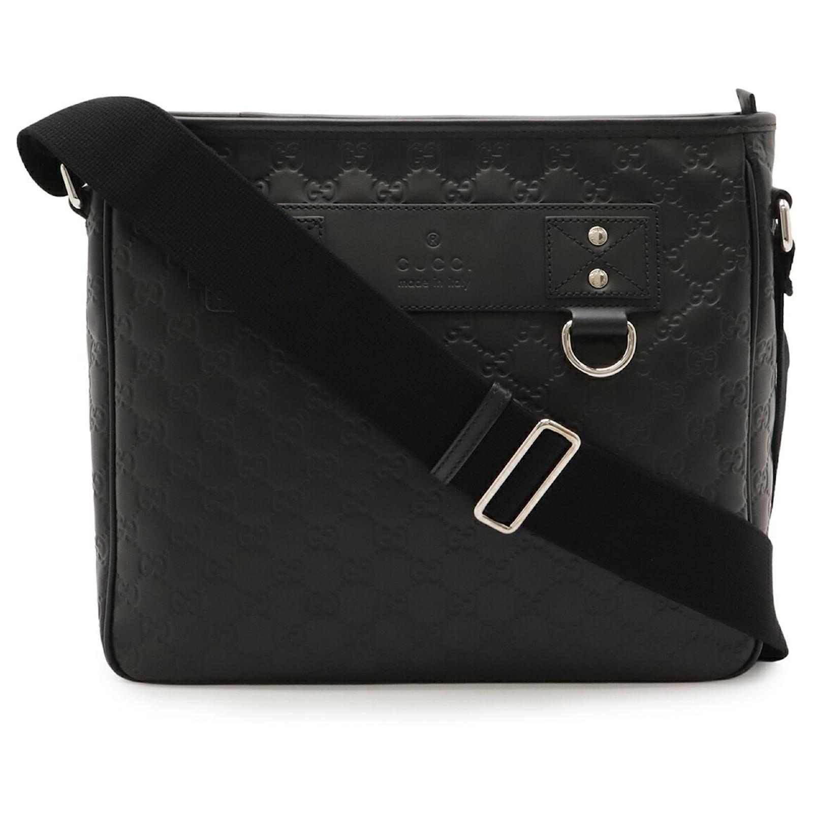 GUCCI Guccissima Sherry Line Shoulder Bag in Black Rubber-Coated ...