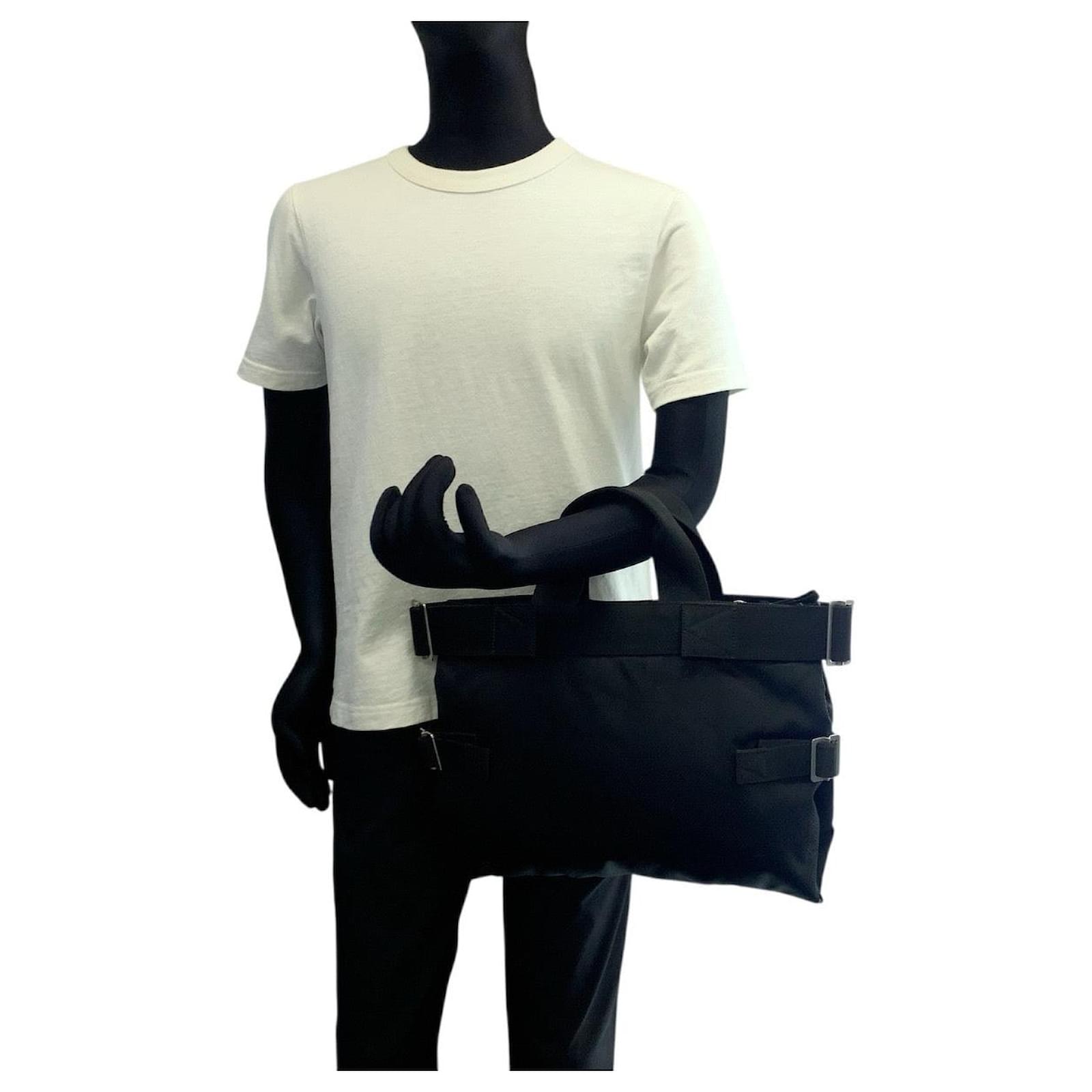 Bottega Veneta Nylon Tote Bag Black ref.2998176 - Joli Closet