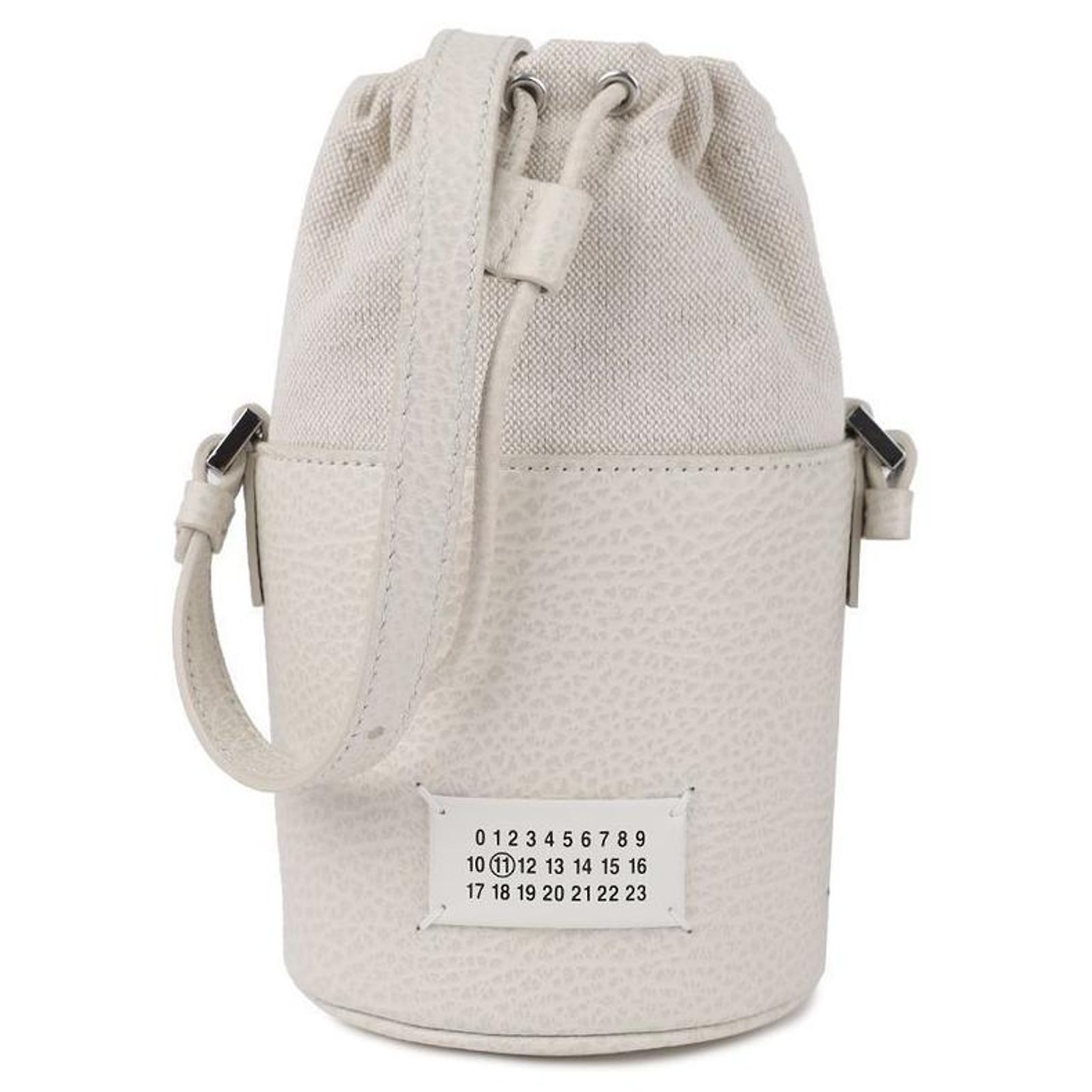 Maison Martin Margiela 『マイクロ ハーフムーン ポーチ』メーカー