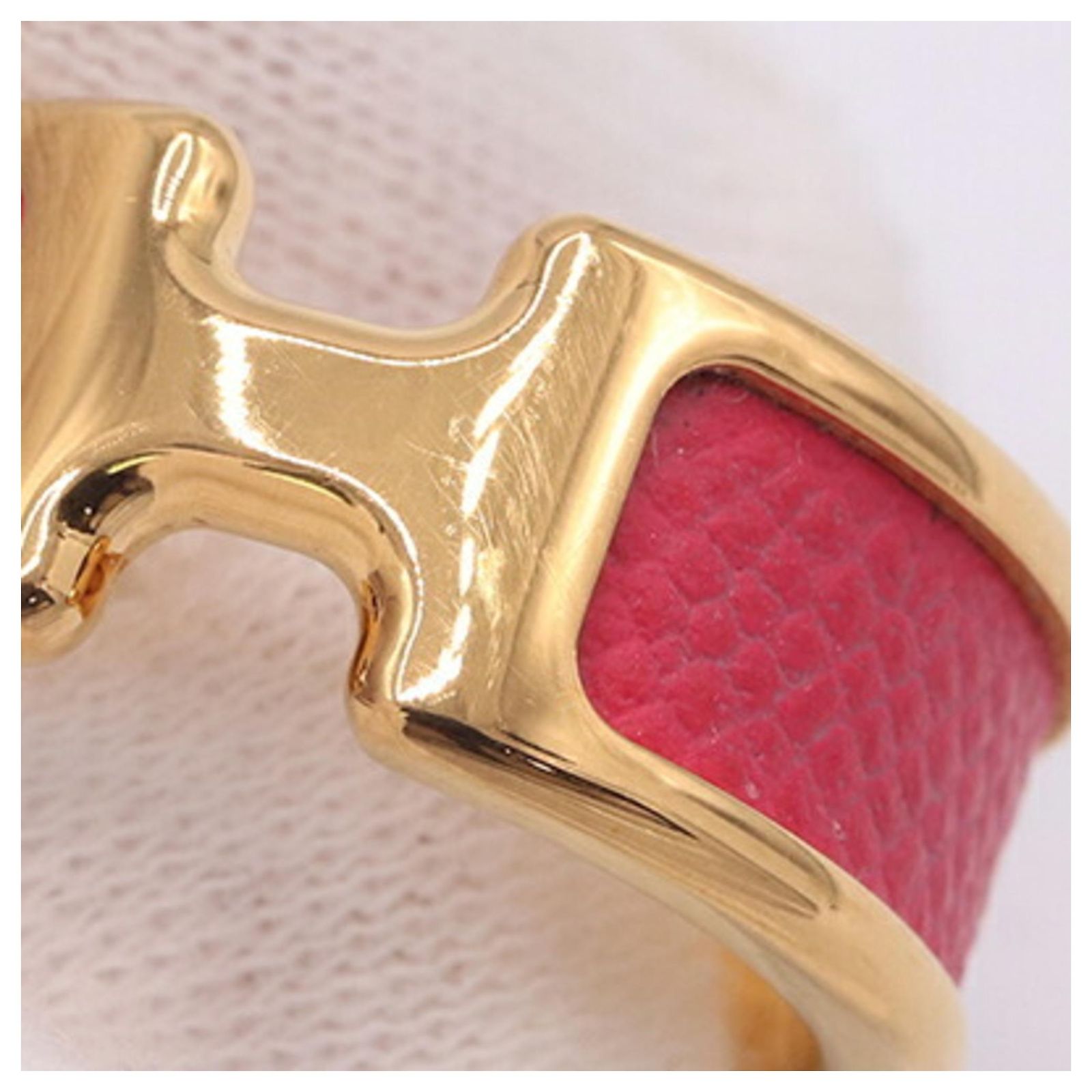 Hermès Hermes Olympe PM Ring Pink Golden Metal ref.3103361 - Joli 