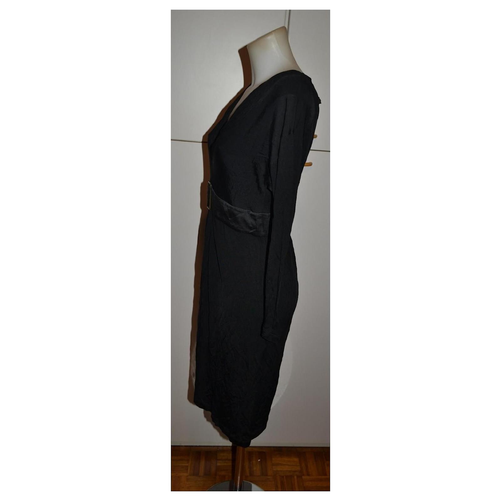 amandla stenberg black dress Alberta Ferretti Wool And Silk Midi Dress – Ellie Belle main image 0