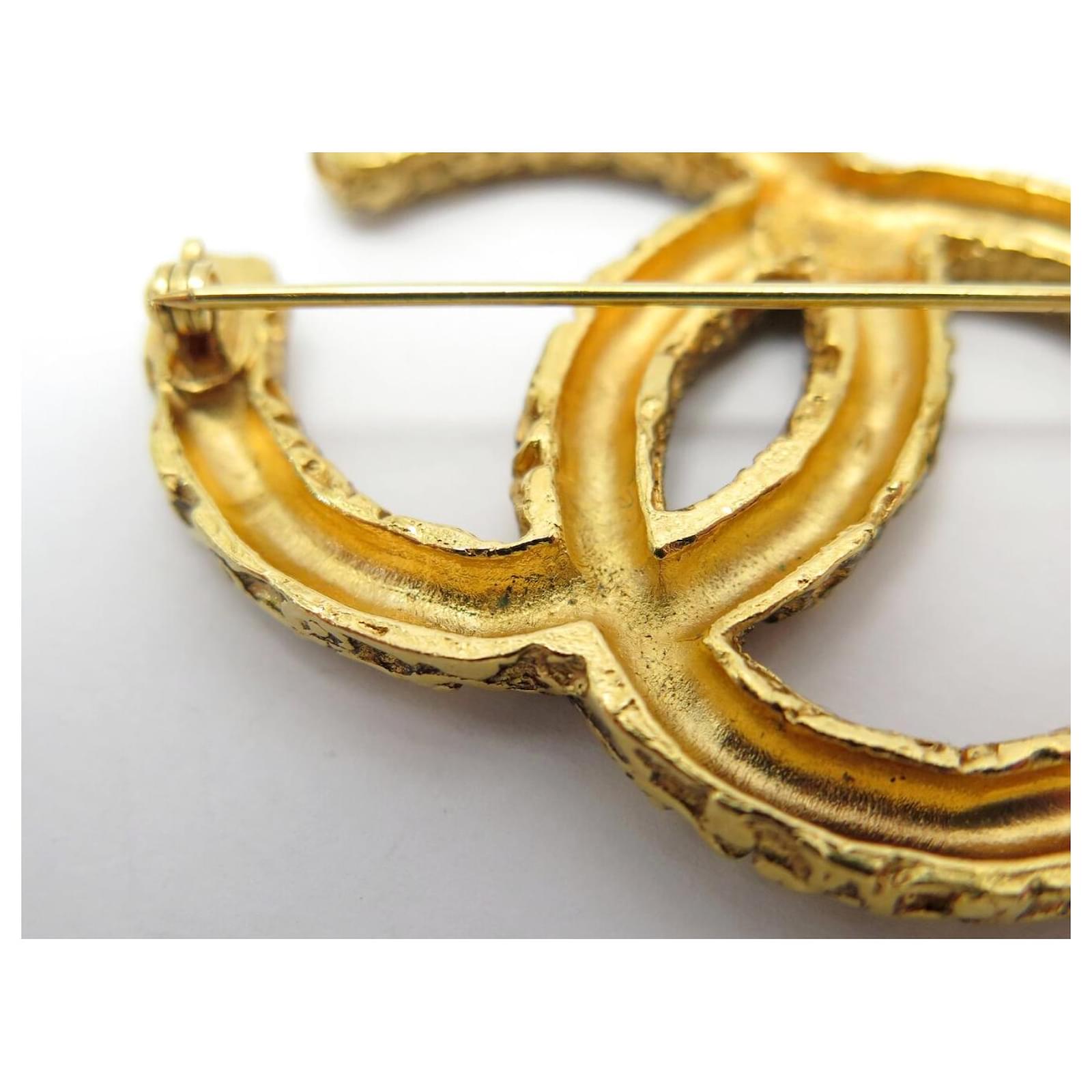 VINTAGE CHANEL 1993 LOGO CC STYLE BAROQUE BYZANTINE GOLD-TONE