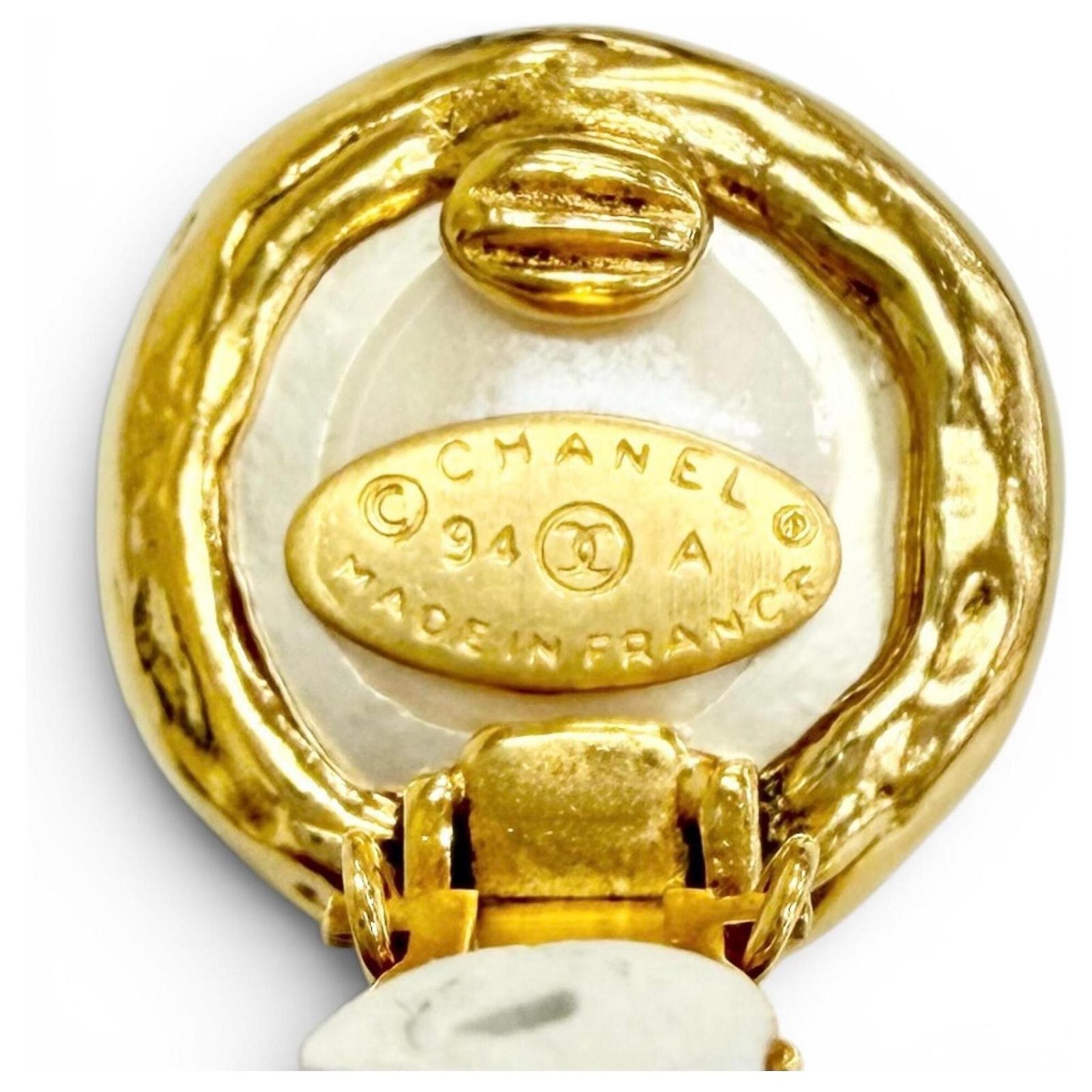 CHANEL Vintage 94A Coco Mark Faux Pearl Swing Earrings Golden ref 