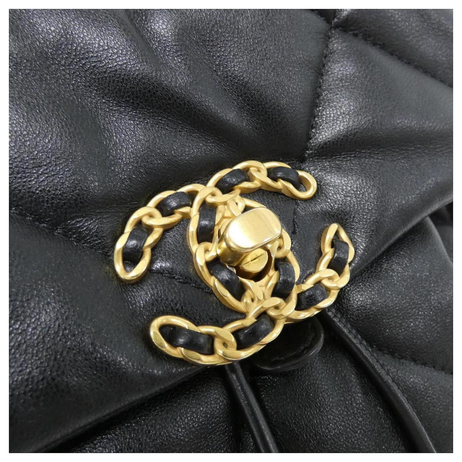 Chanel 19 Line AS4223 Black Leather Backpack ref.3181934  display picture 1