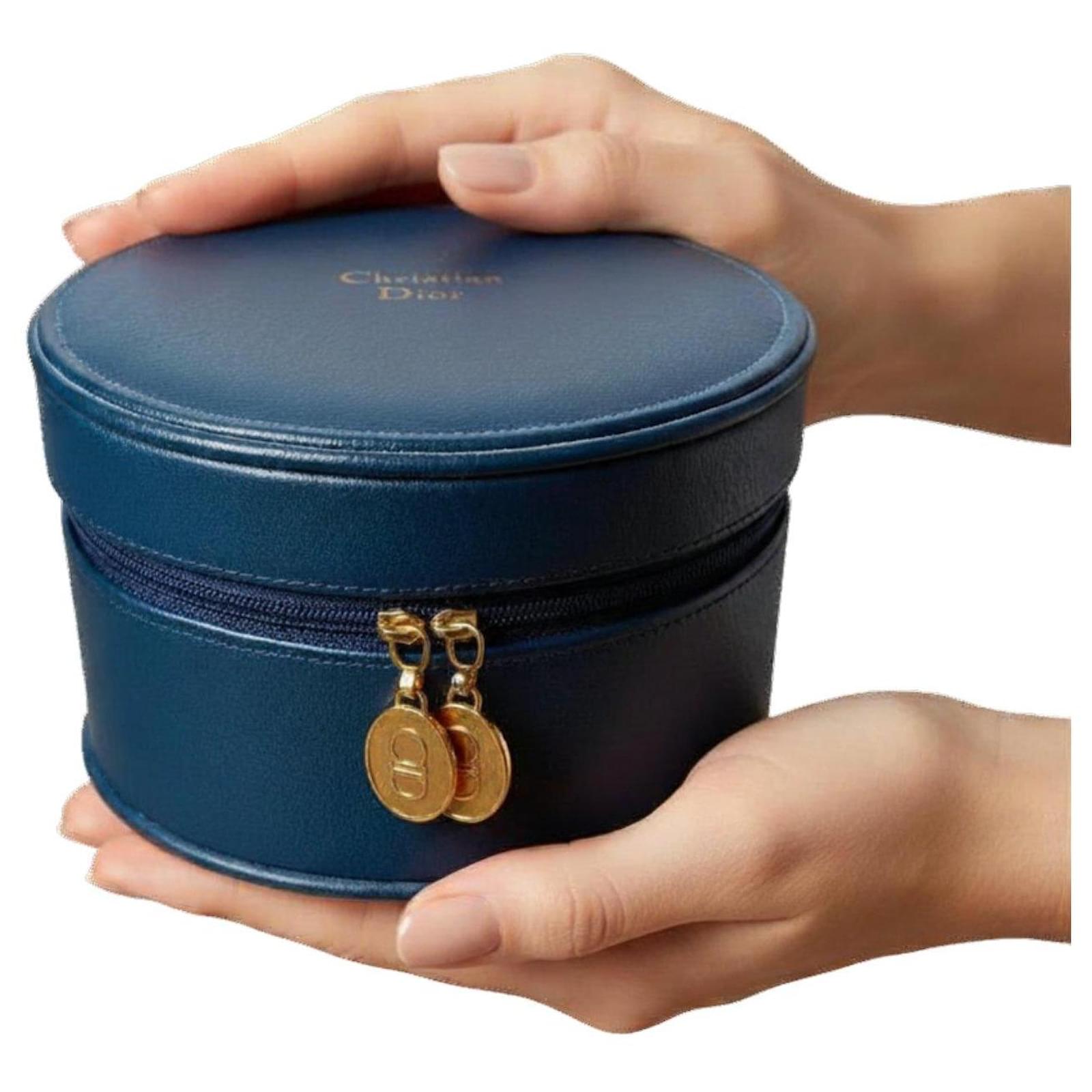 Christian Dior Leather Vanity Case Blue ref.3191114 - Joli Closet