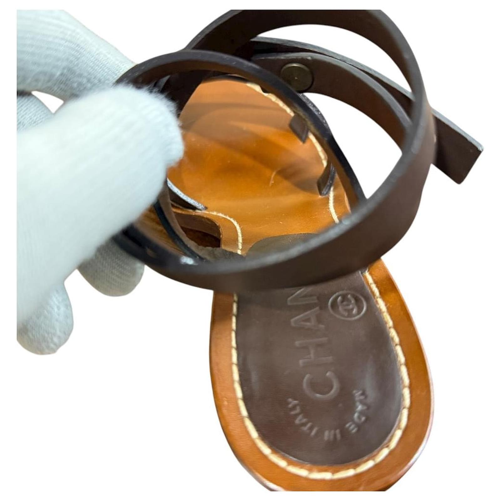 Chanel Coco Mark Leather Sandals Brown ref.3211439 - Joli Closet