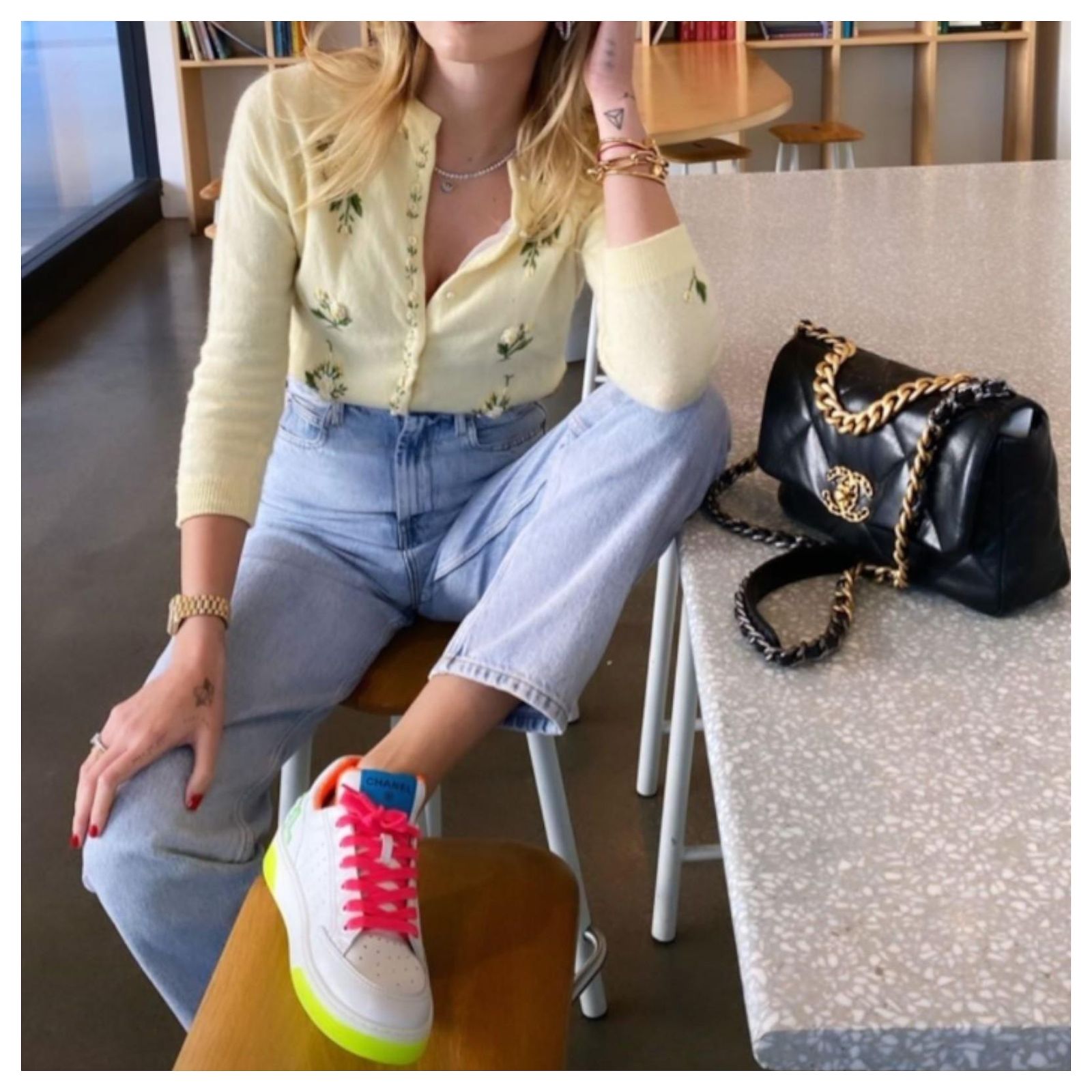 Chanel White/Neon Leather Logo Low Top Sneakers Size 37.5 ref