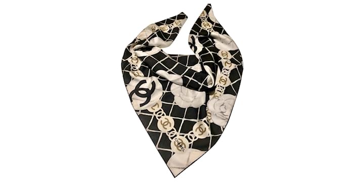 Black CHANEL scarf with camellias White Silk  - Joli Closet