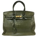 Birkin Bag 35 Croco Leather in Vert Veronese - Hermès